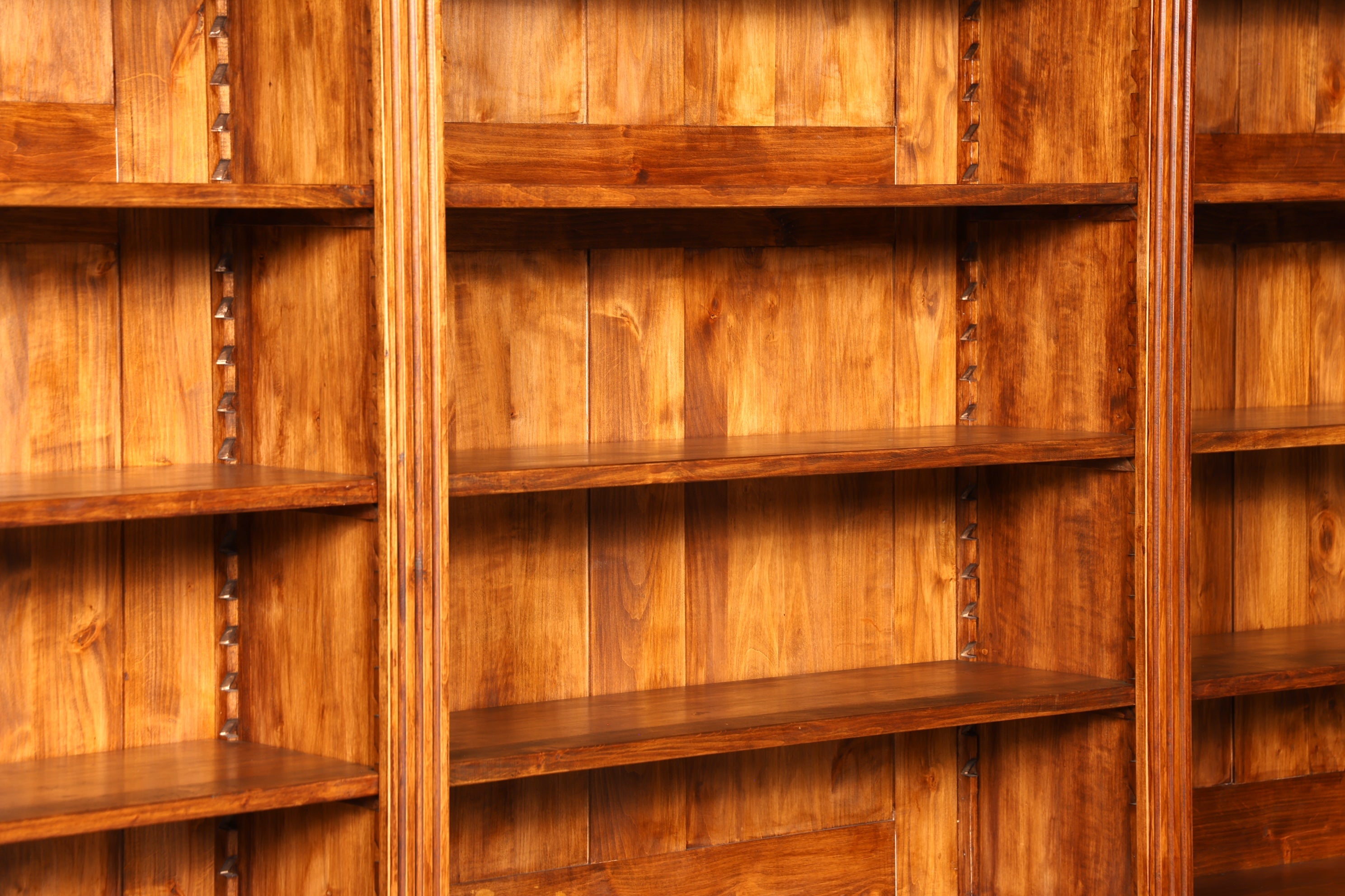 Traumhaftes XXL massiv Holz Regal Kolonial Schrank Antik Stil Bücherregal Kommode Bibliothek Bücherwand