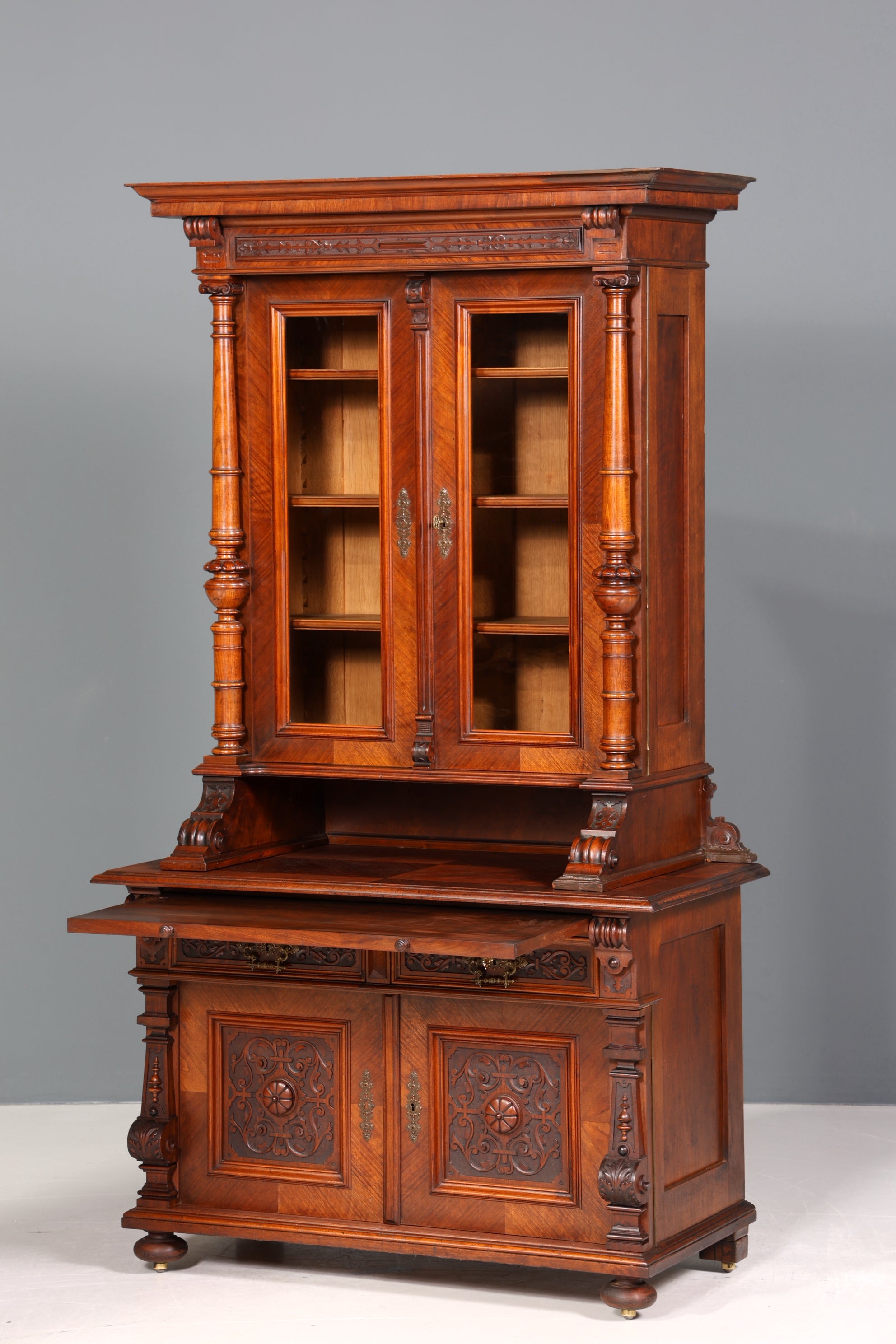 Edler Gründerzeit Vitrine Schrank Antik Nussbaum Regal Jugendstil Vitrinenschrank Geschirrschrank um 1880
