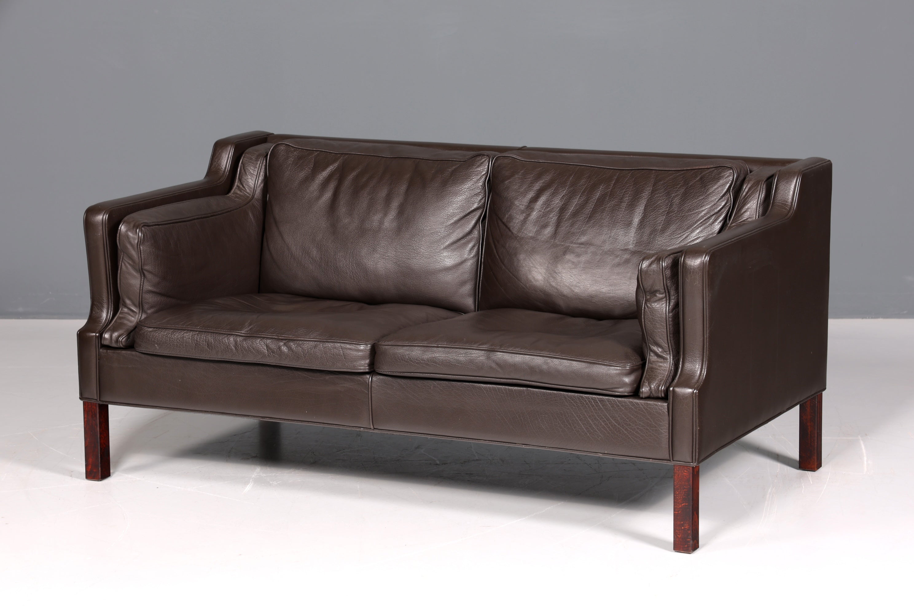 Wunderschönes Designer Børge Mogensen Sofa 2 Sitzer echt Leder Couch Modell 2213 Made in Denmark Canapé