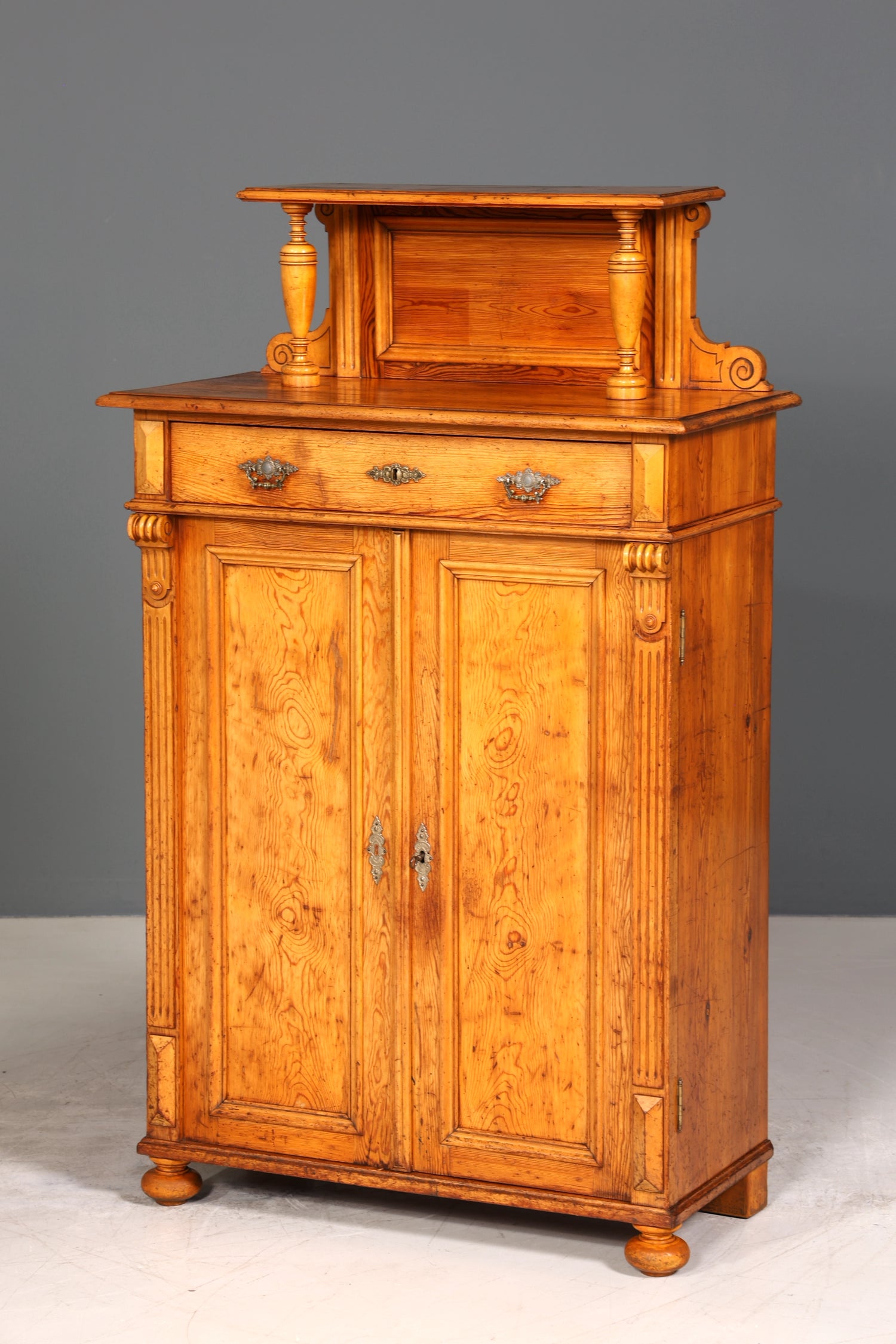 Traumhaftes Gründerzeit Vertiko Jugendstil Schrank Antik Highboard Kommode