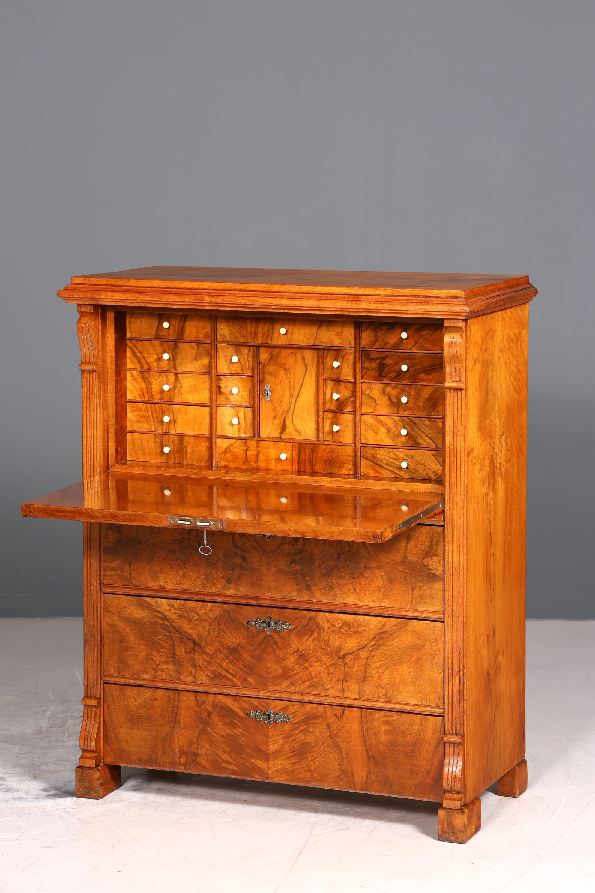 Stilvoller Biedermeier Sekretär Vertiko Louis Philippe Kommode Schubladenkommode