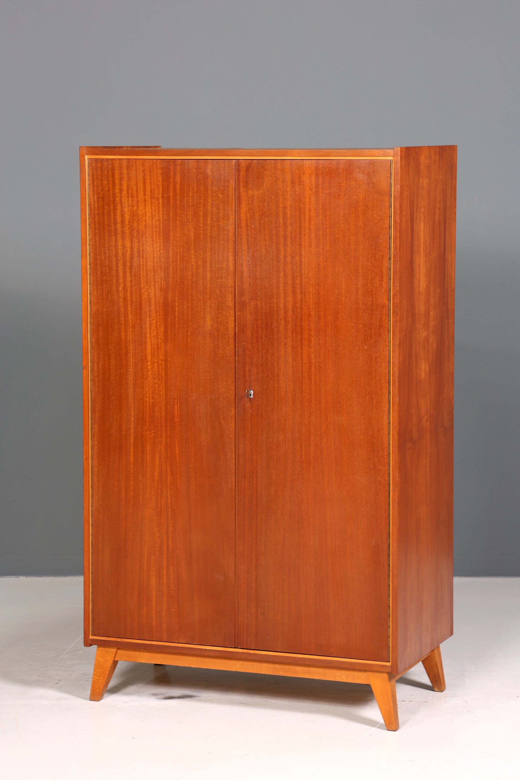 Traumhafter Mid Century Kleiderschrank Vintage Schrank Retro VEB Wäscheschrank