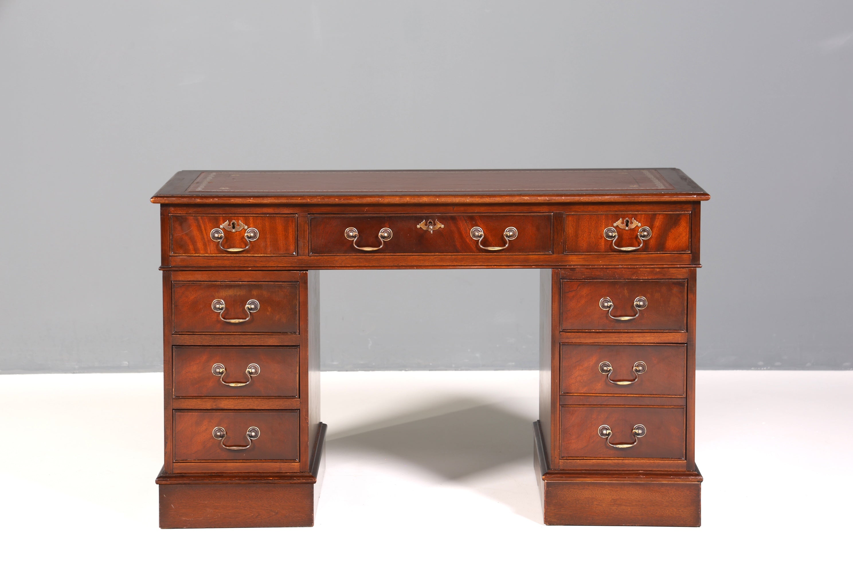 Wunderschöner Englischer Schreibtisch echt Lederauflage Bürotisch Antik Stil Office Desk