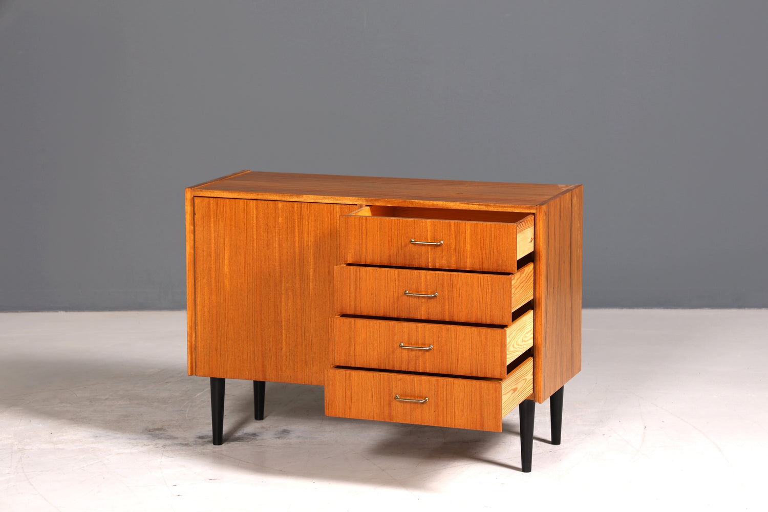 E861 Finish Wunderschöne Mid Century Kommode Vintage Schrank Retro Flur Kommode 60s Regal Sideboard