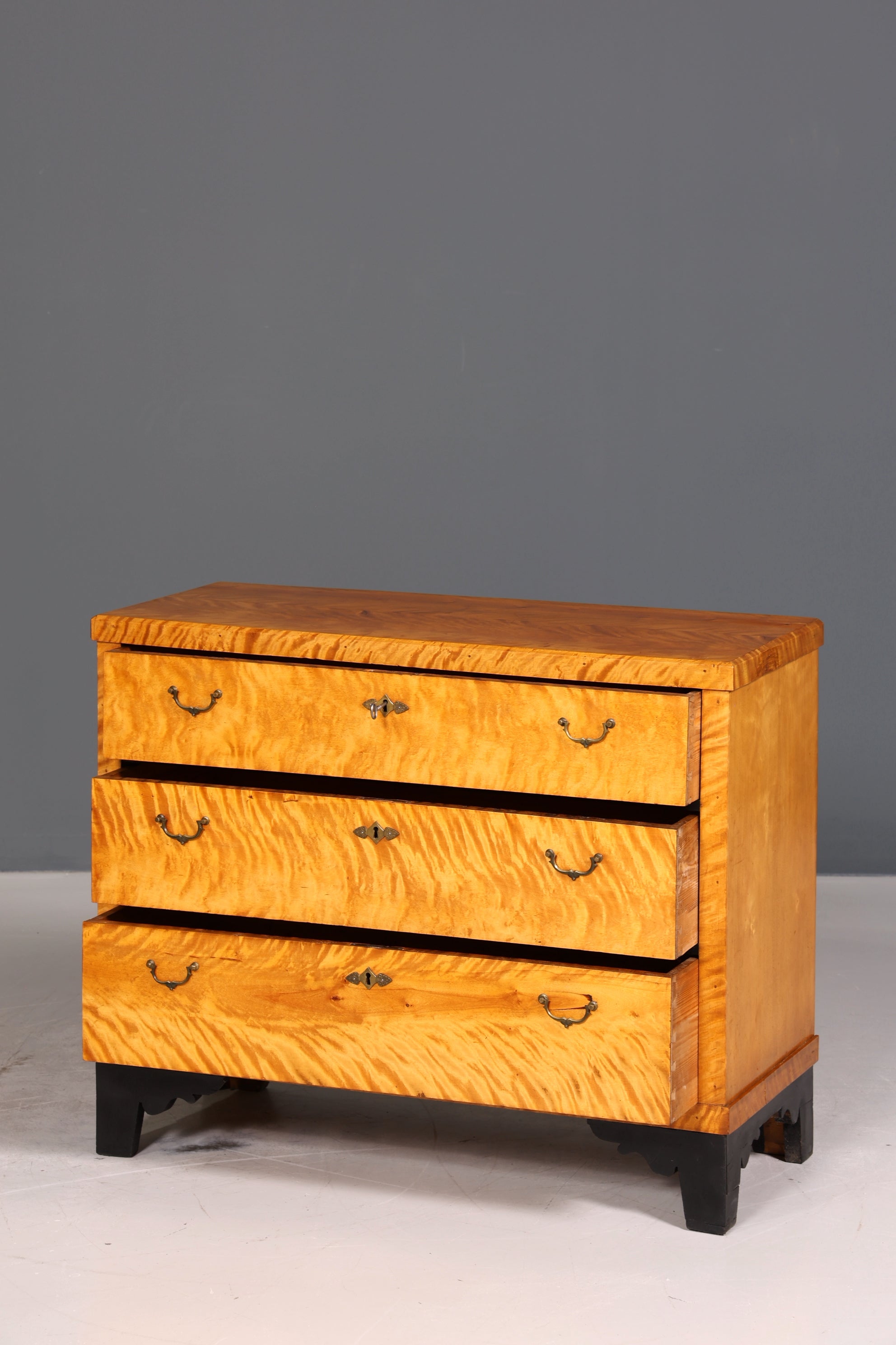 Stilvolle Biedermeier Kommode Antik Schrank Schubladenkommode Wäschekommode