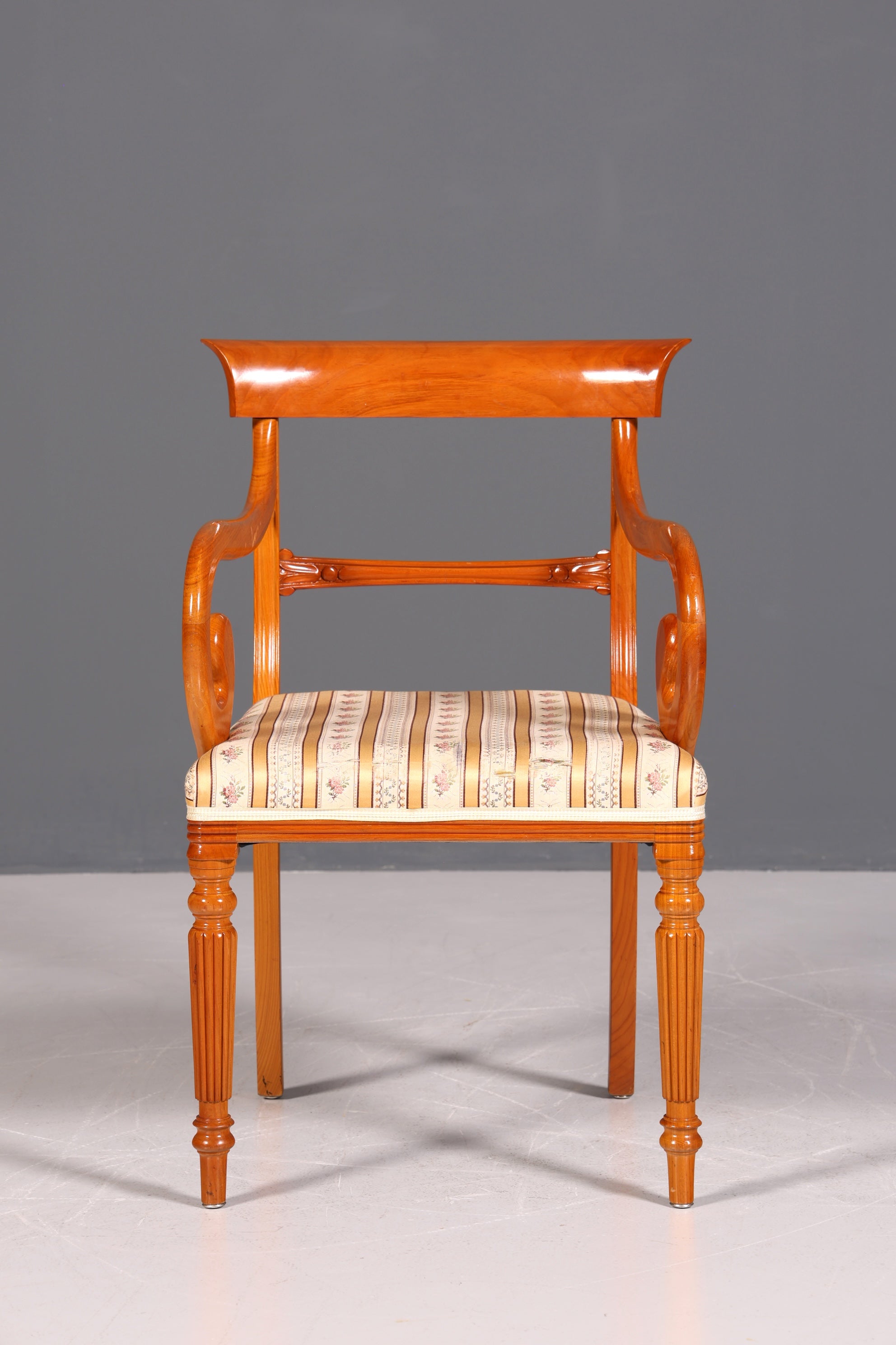 Wunderschöner Englischer Stuhl UK Küchenstuhl Antik Biedermeier Stil Eibe Sekretär Stuhl Polsterstuhl