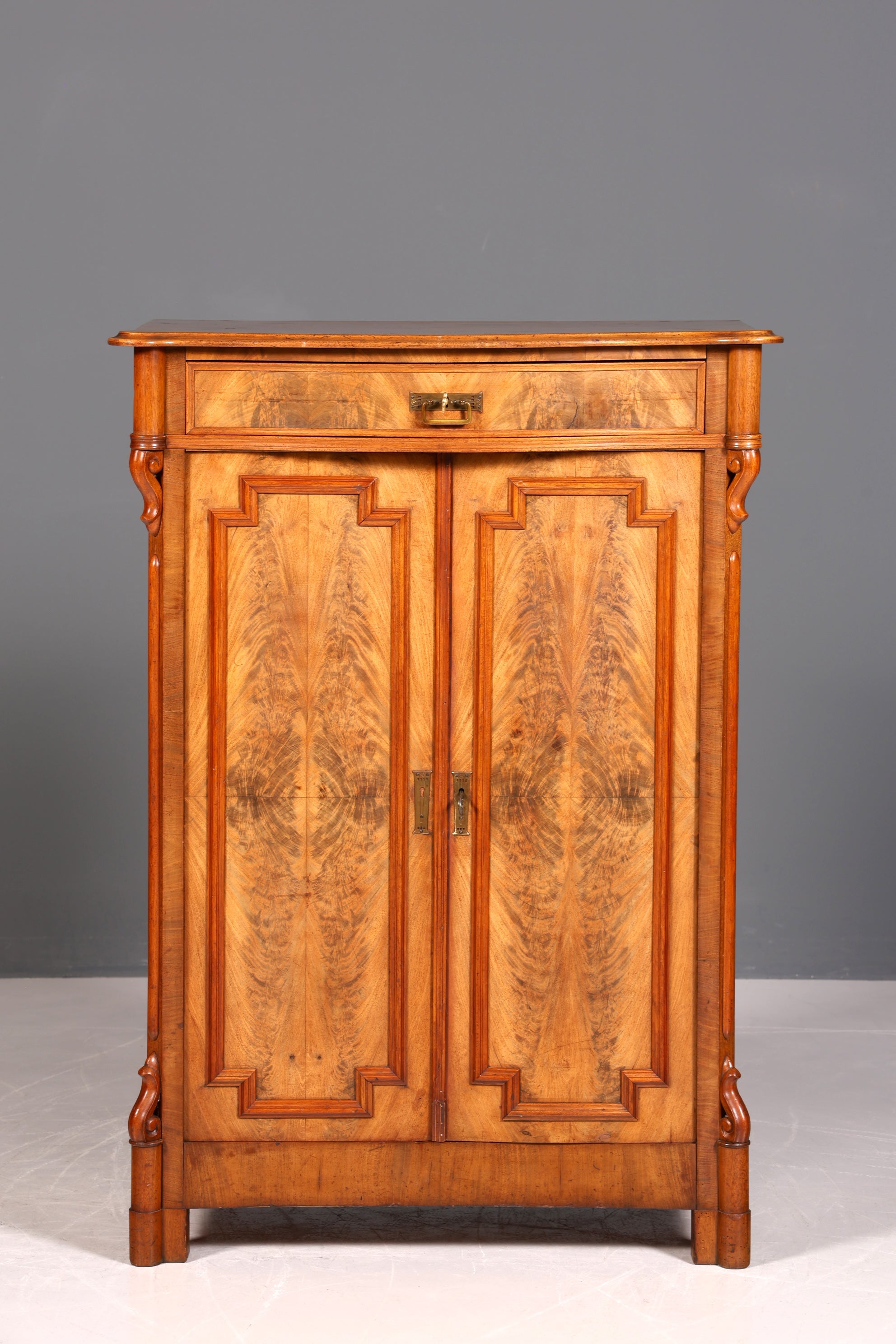 Traumhafter Louis Philippe Schrank um 1880 Gründerzeit Vertiko Highboard Schrank