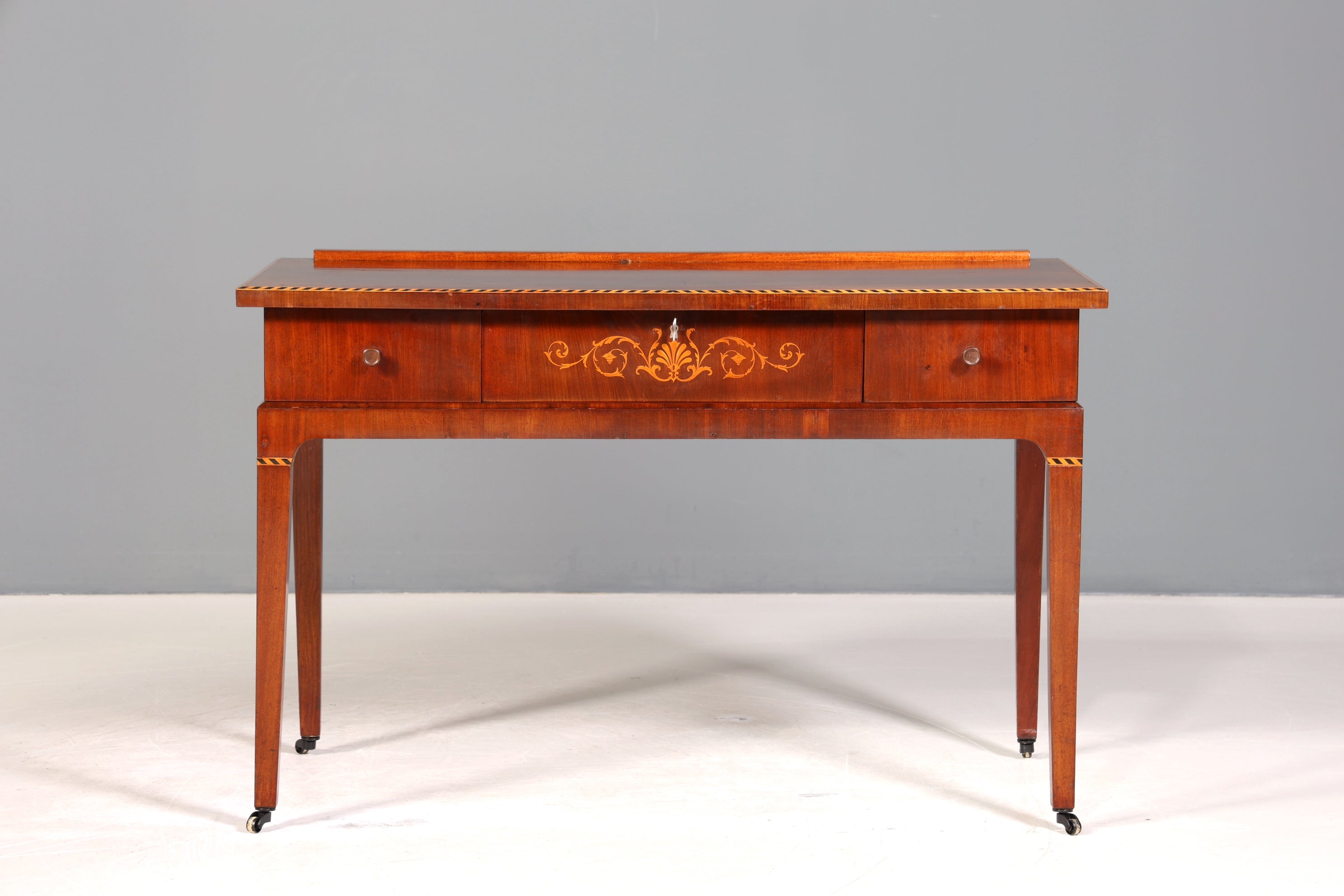 Filigraner Englischer Schreibtisch Englisch Desk Regency Empire Stil Bürotisch 60s Office Table