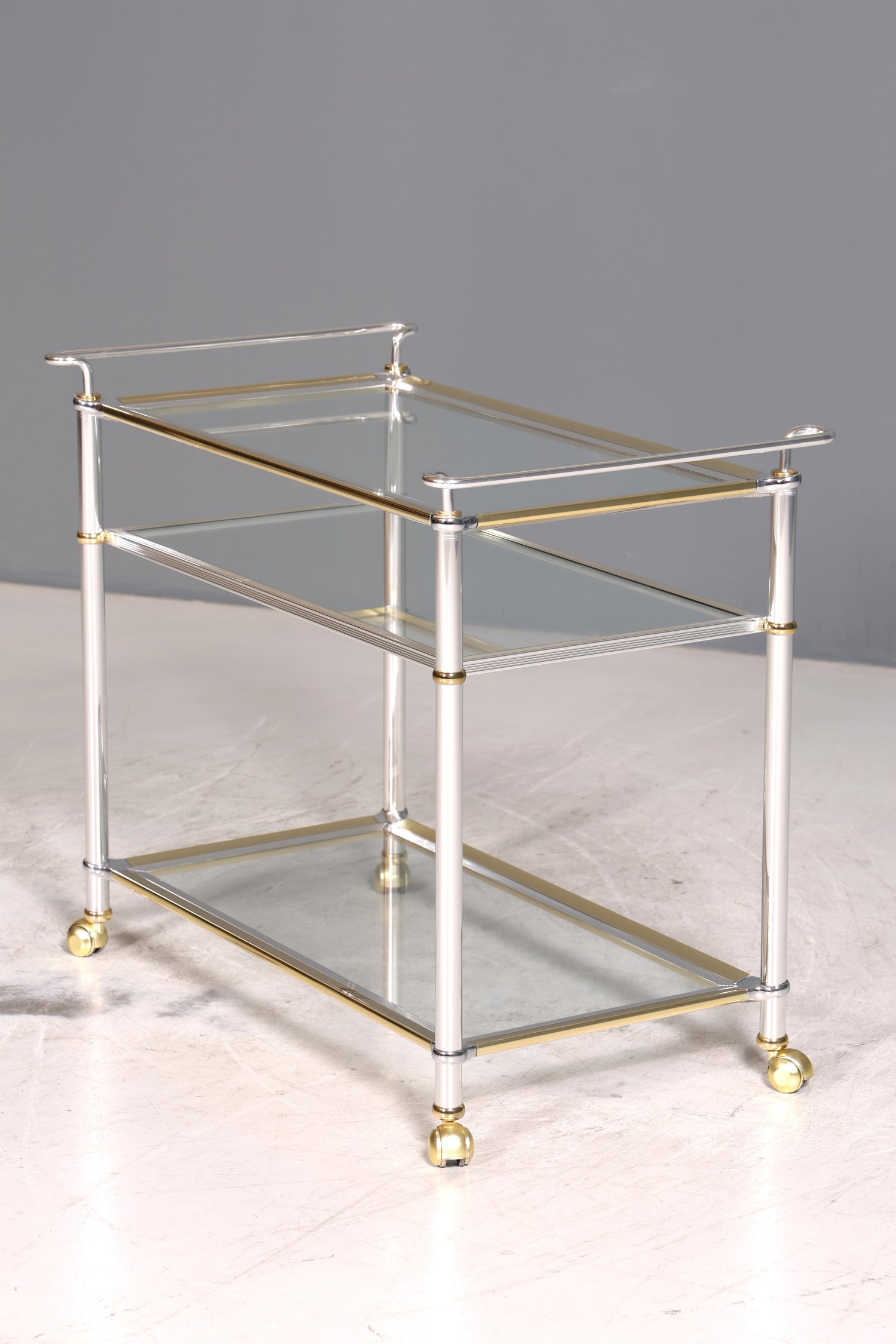 Wunderschöner Servierwagen Glas Vintage Barwagen Chrome Teewagen