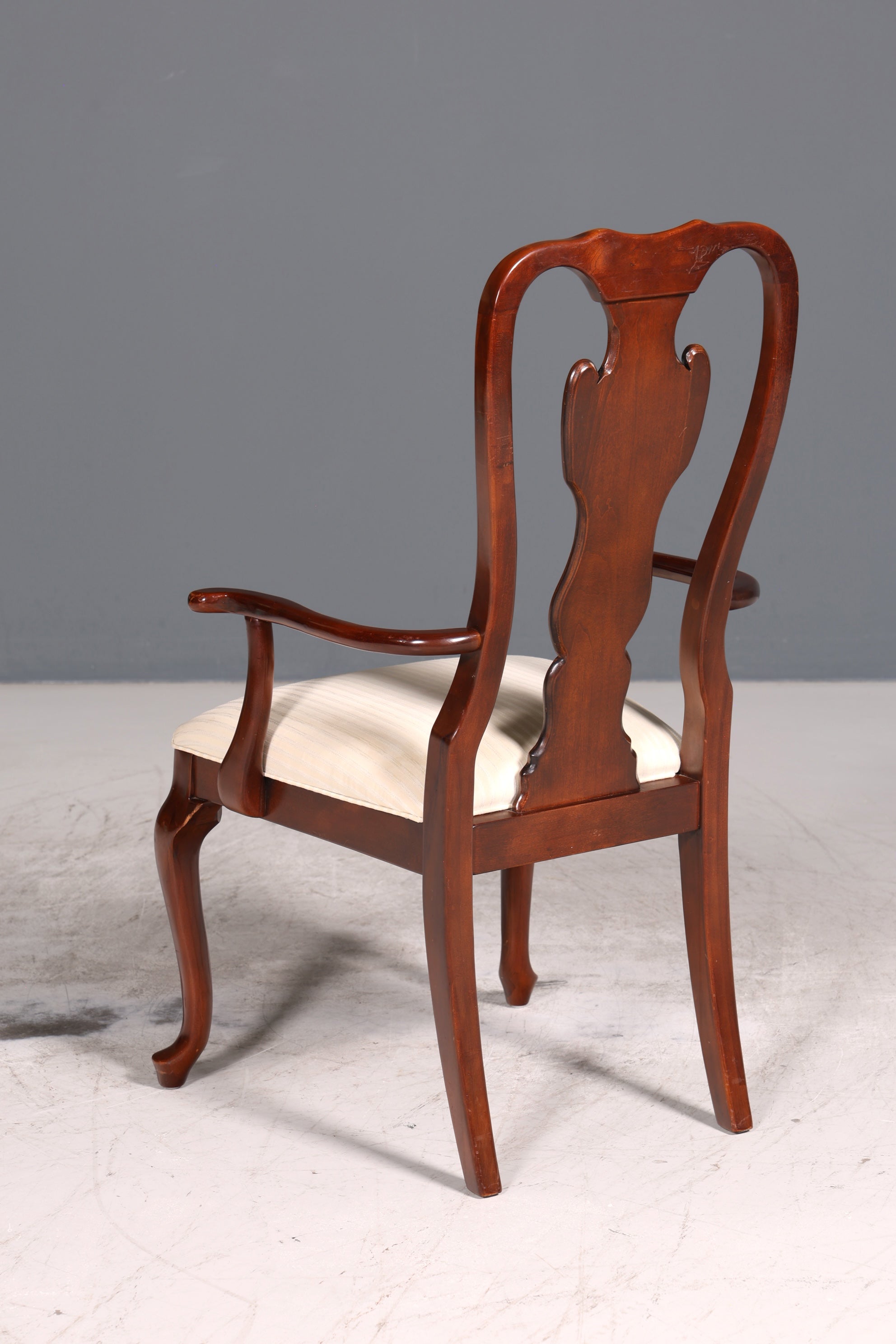 F140 Finish 2v2 DREXEL Wunderschöner Englischer Stuhl UK Küchenstuhl Antik Stil Sekretär Stuhl Polsterstuhl