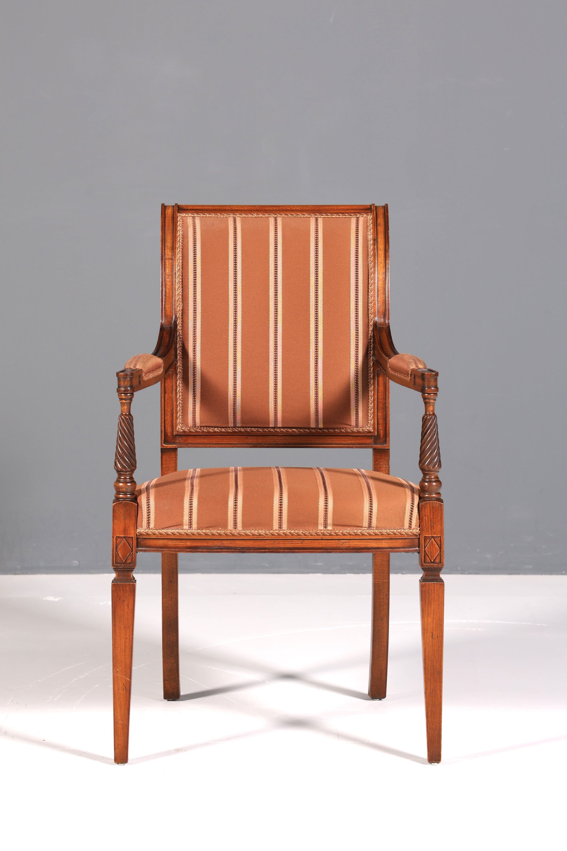 Wunderschöner Selva Stuhl Sekretär Armlehnen Stuhl Borghese Antik Stil Stuhl