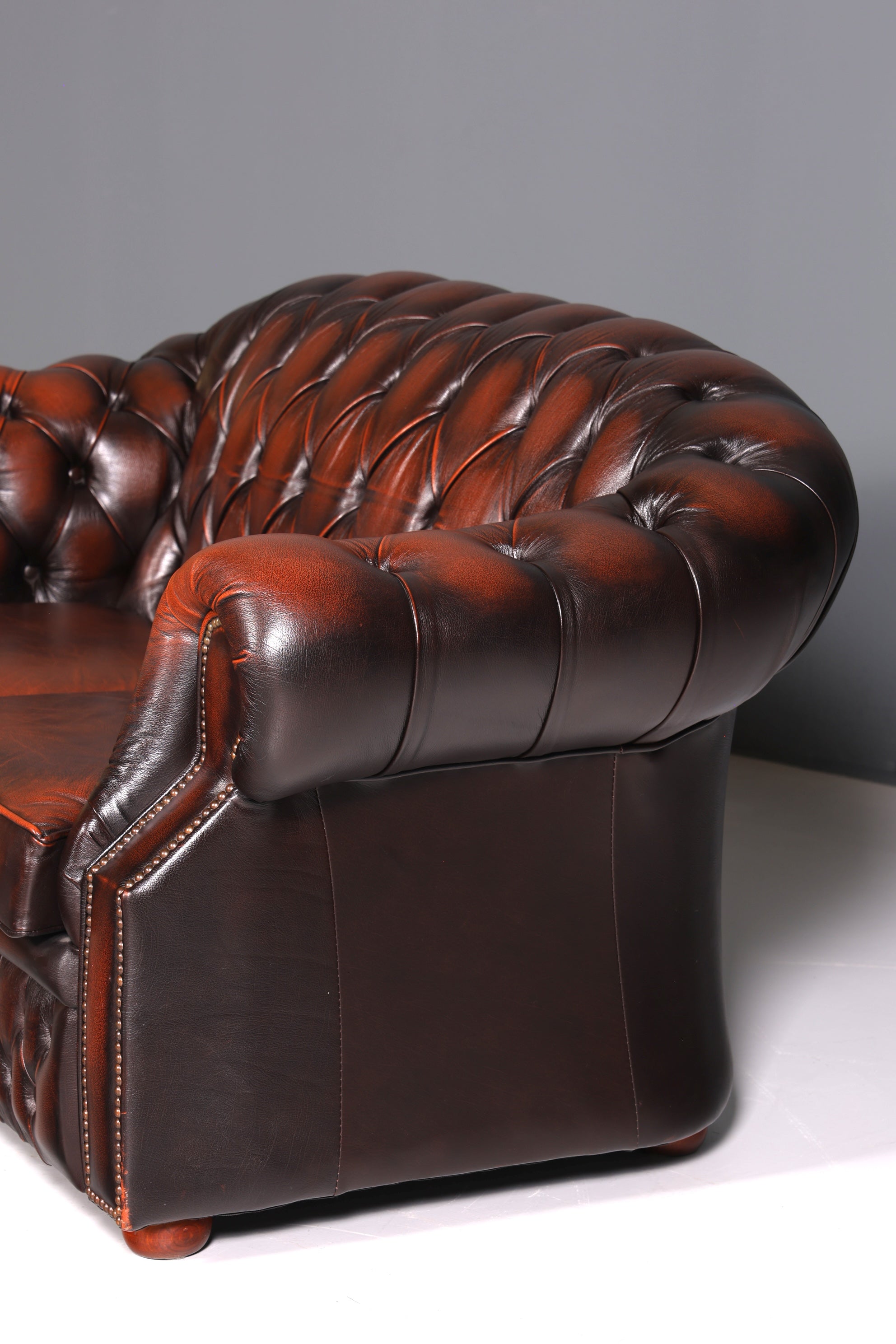 Wunderschönes Original Chesterfield Centurion 2-Sitzer Couch Englisches echt Leder Sofa UK