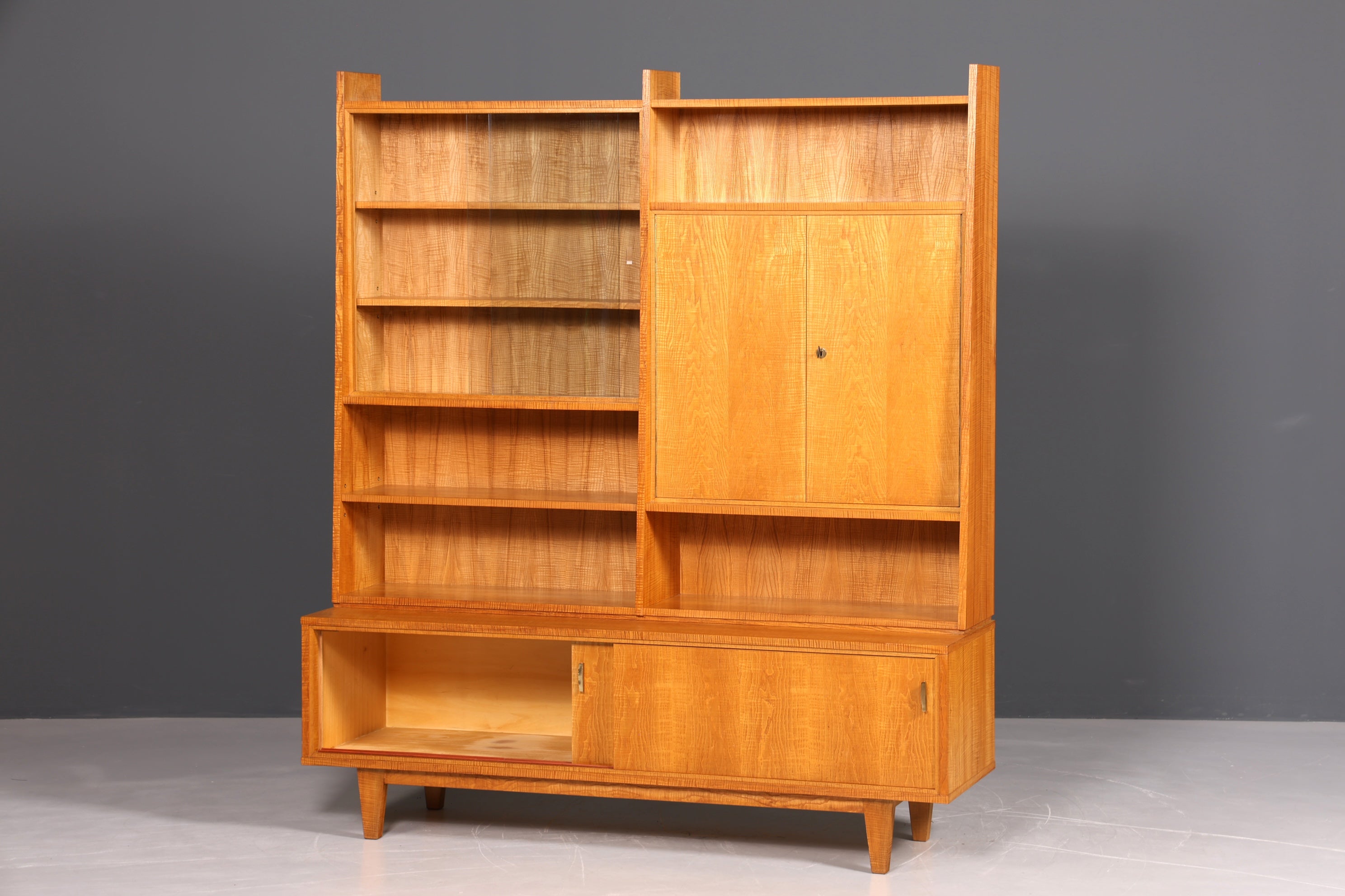 Wunderschöner XXL Mid Century Schrank Bücherregal Vintage Regal Bibliothek Vitrine Holz Bookshelf