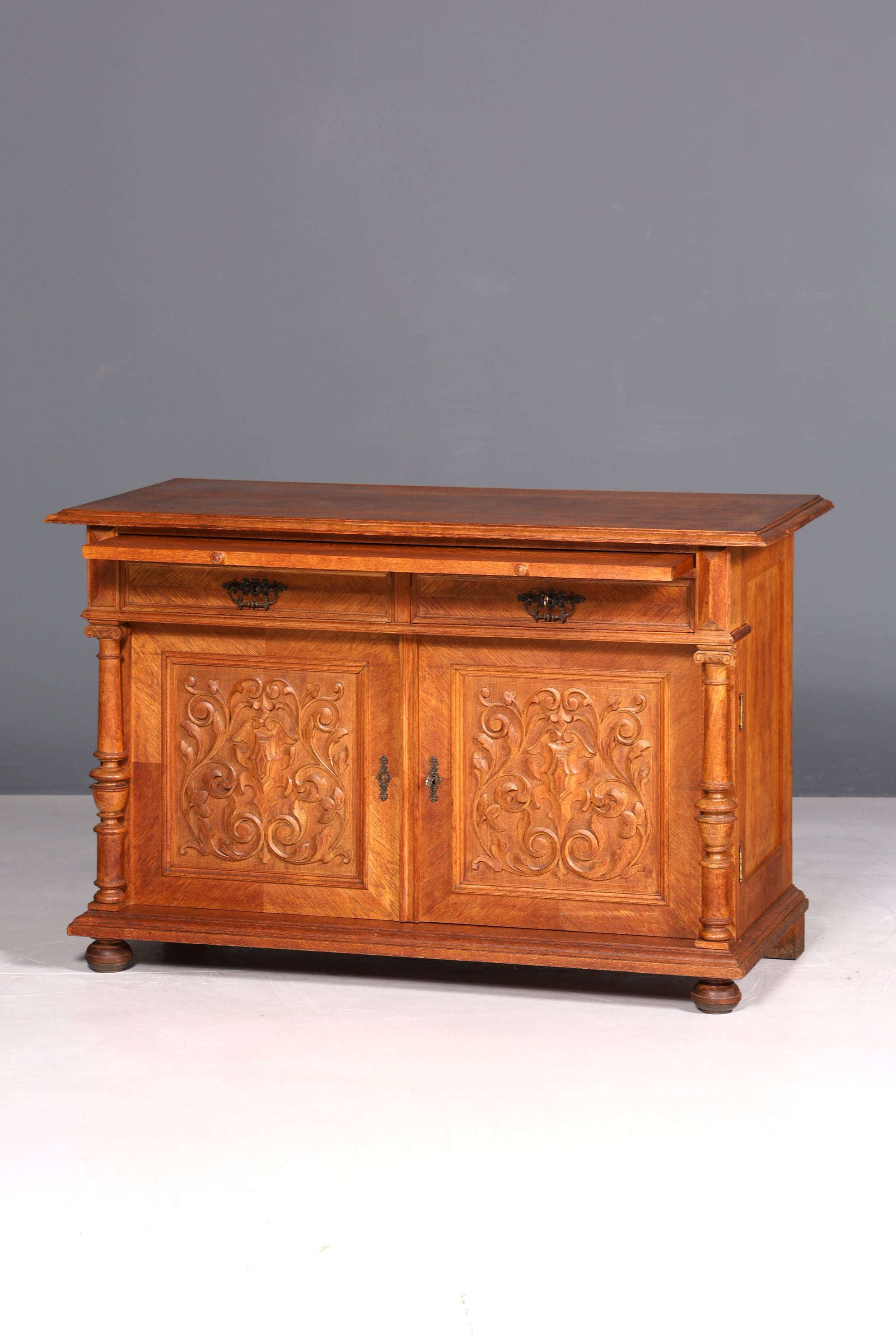 Stilvolles Gründerzeit Sideboard Louis Philippe Eiche Schrank Kommode um 1880