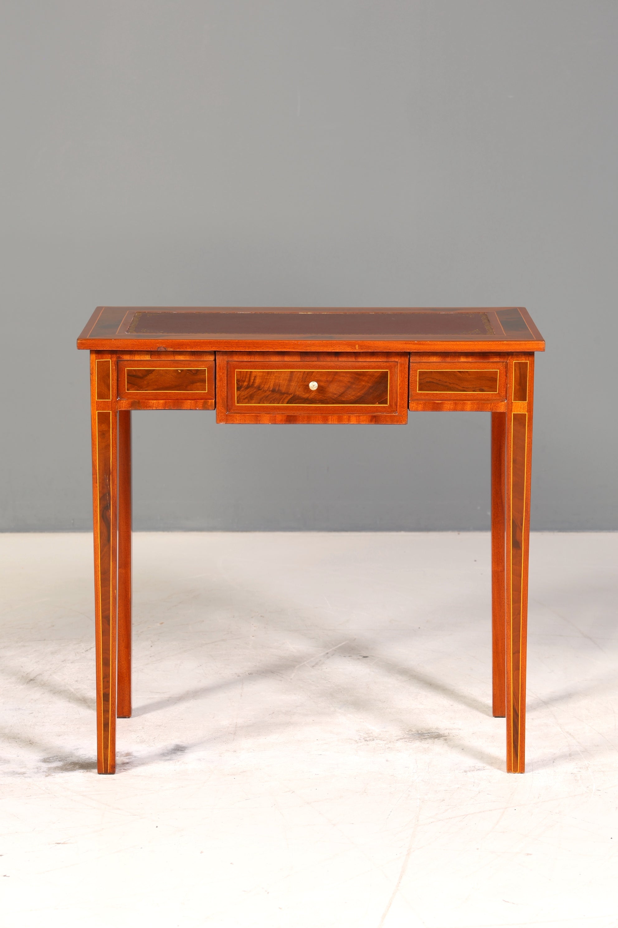 Wunderschöner filigraner Schreibtisch French Desk Antik Stil Bürotisch