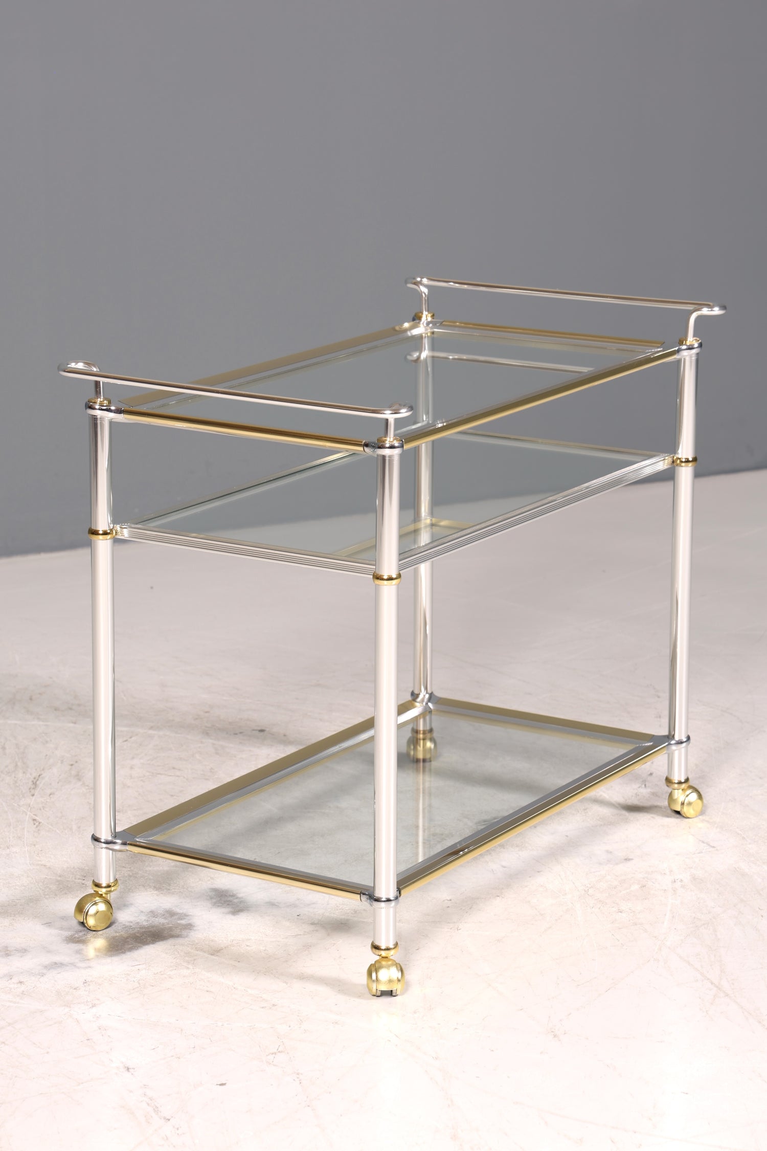 Wunderschöner Servierwagen Glas Vintage Barwagen Chrome Teewagen