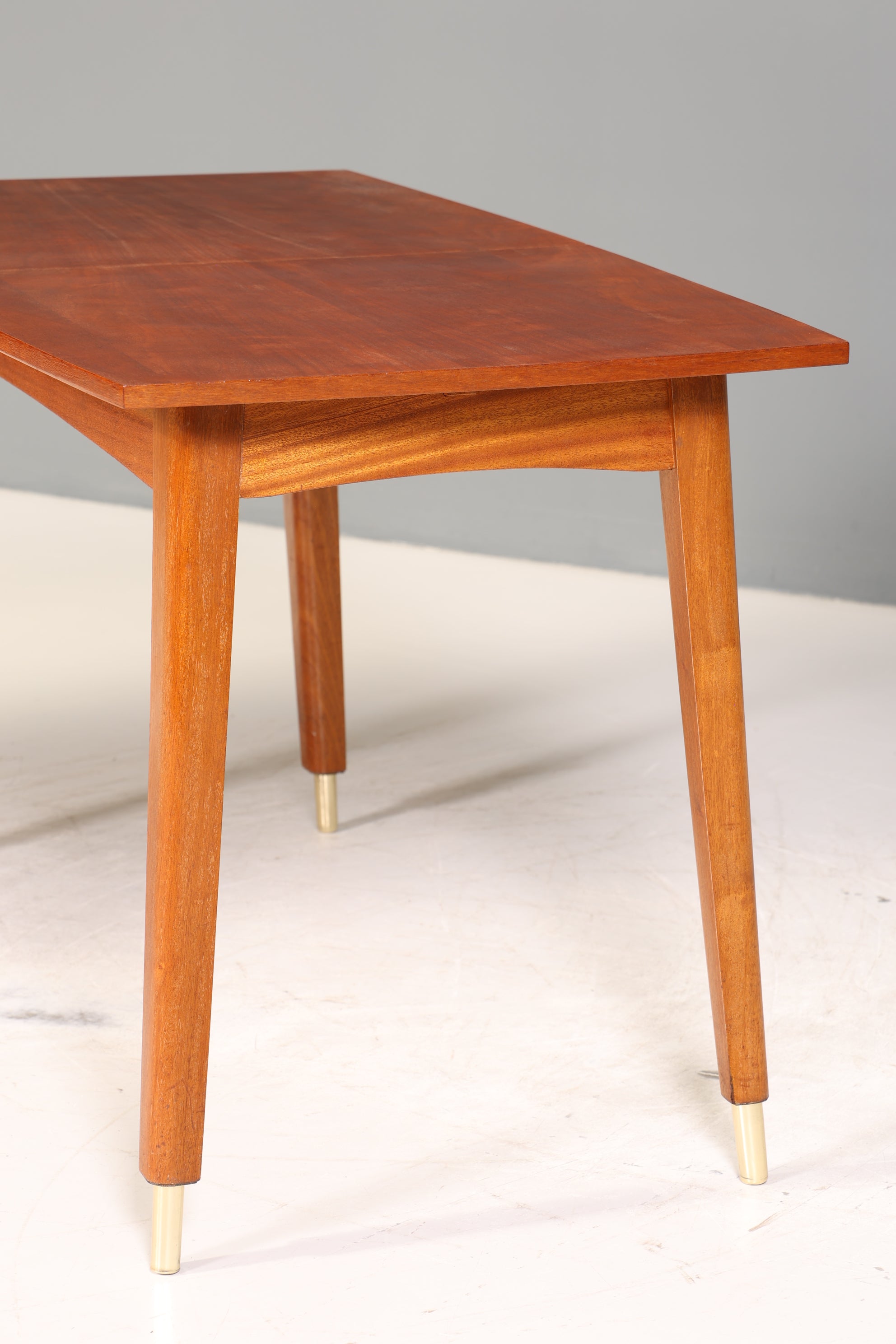Wunderschöner Mid Century Küchentisch Vintage Tisch ausziehbar und höhenverstellbar