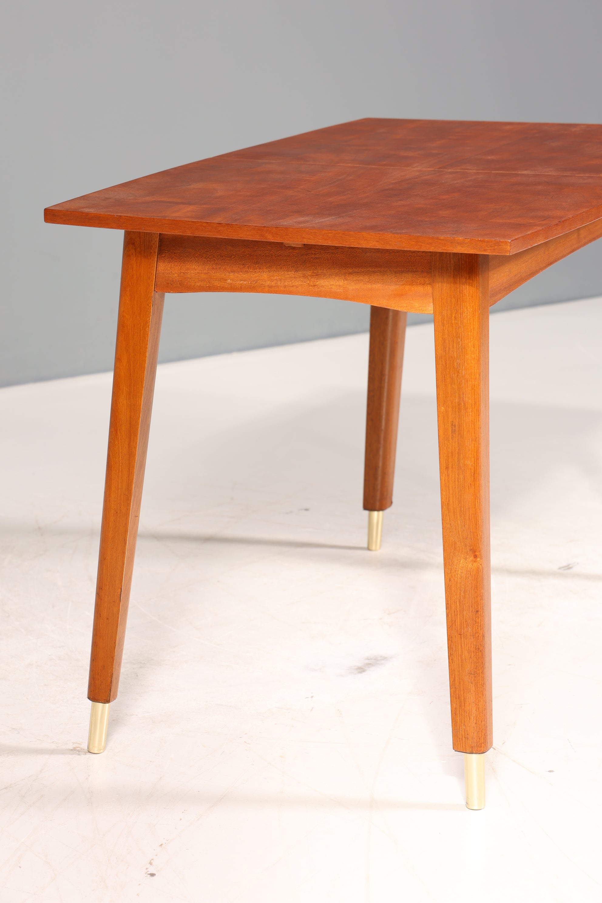 Wunderschöner Mid Century Küchentisch Vintage Tisch ausziehbar und höhenverstellbar