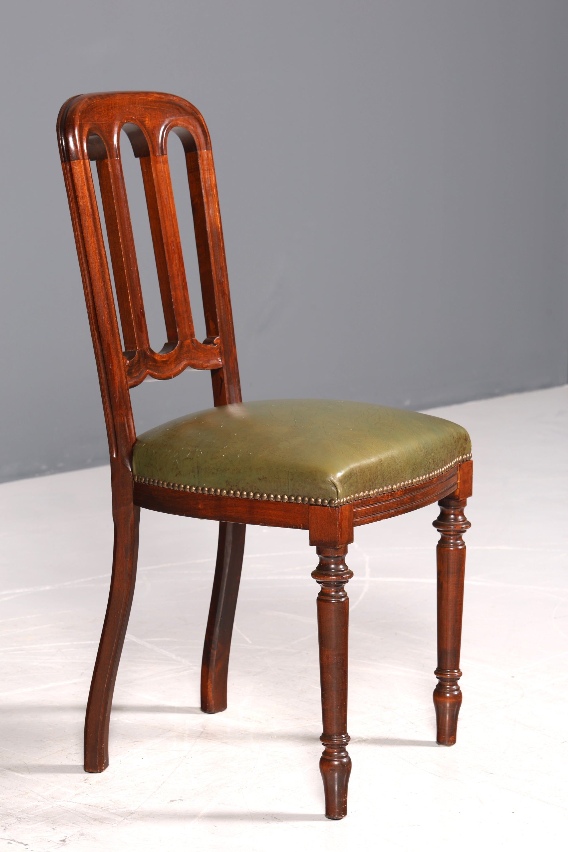 Wunderschöner Englischer Stuhl UK Küchenstuhl Antik Stil echt Leder Sekretär Stuhl Polsterstuhl
