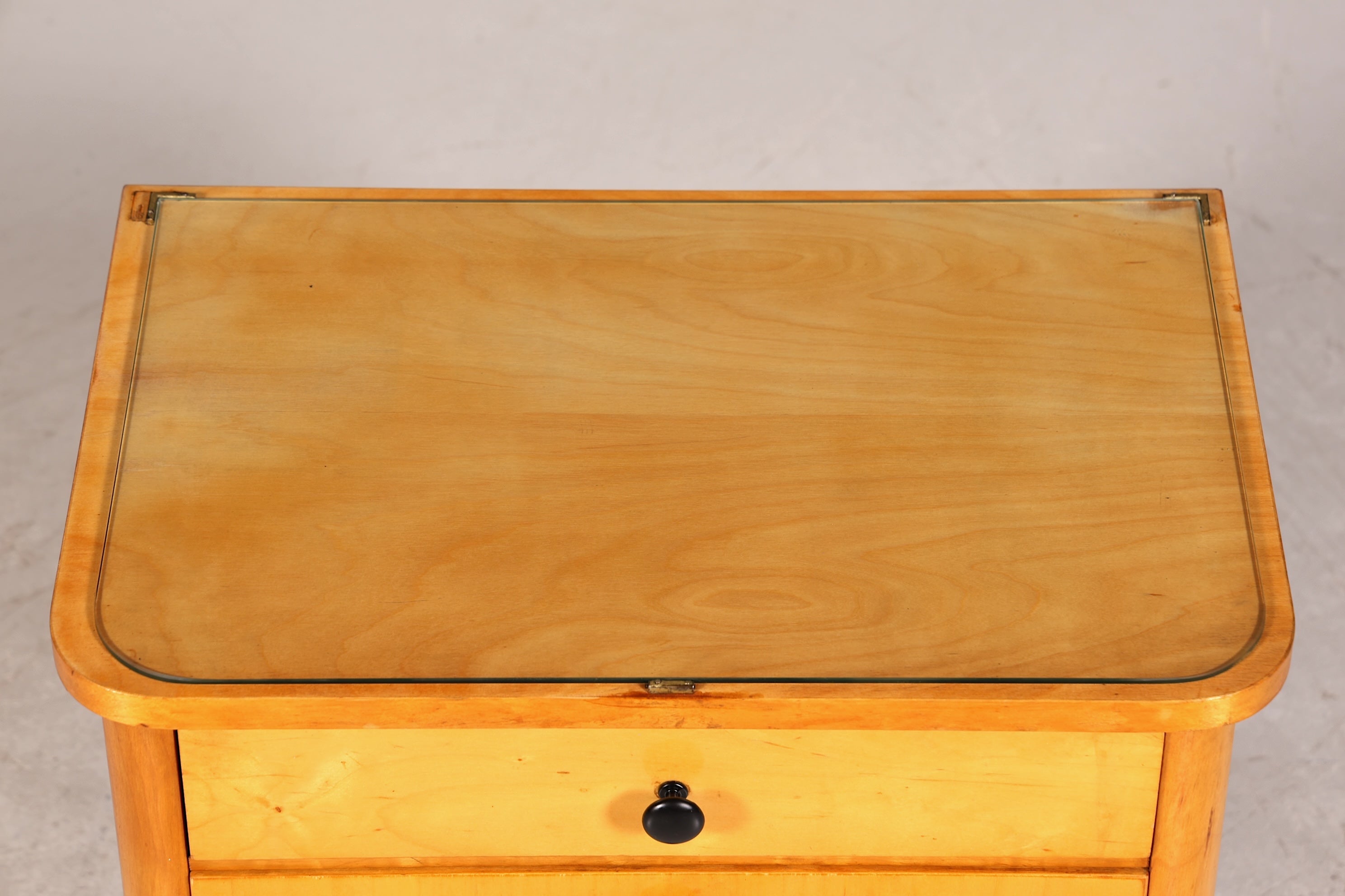 Wunderschöne Mid Century Kommode Vintage Nachttisch Retro Klappschränkchen