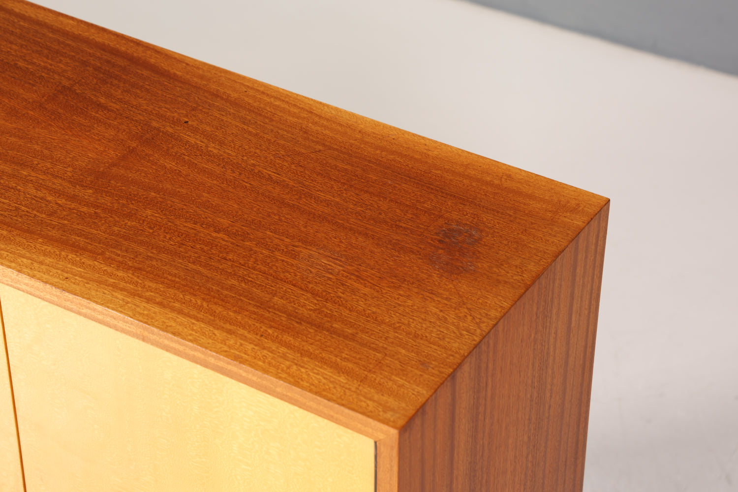 Traumhafter Mid Century Schrank 60er Jahre Bücherregal Aktenschrank Wäscheschrank