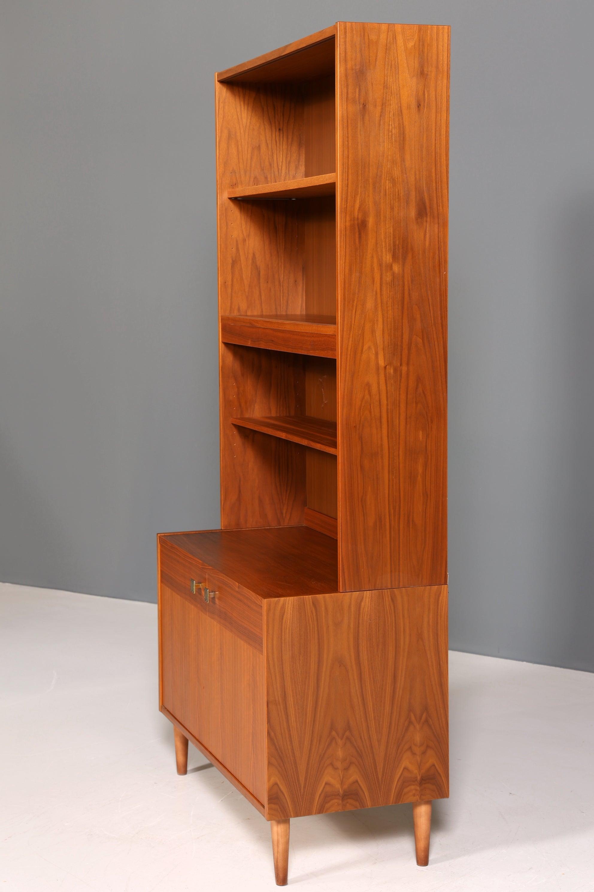 Schlichtes Mid Century Regal "Made in Denmark" Bücherregal Retro Schrank Danish Design Kommode