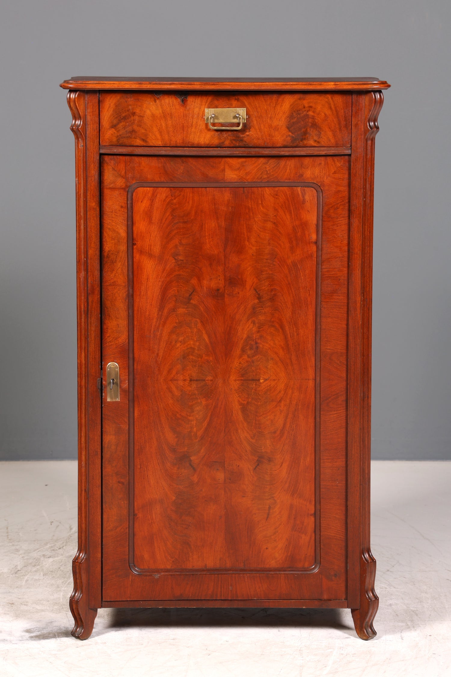 Wunderschöner Louis Philippe Schrank um 1880 Gründerzeit Vertiko Schrank Semainier