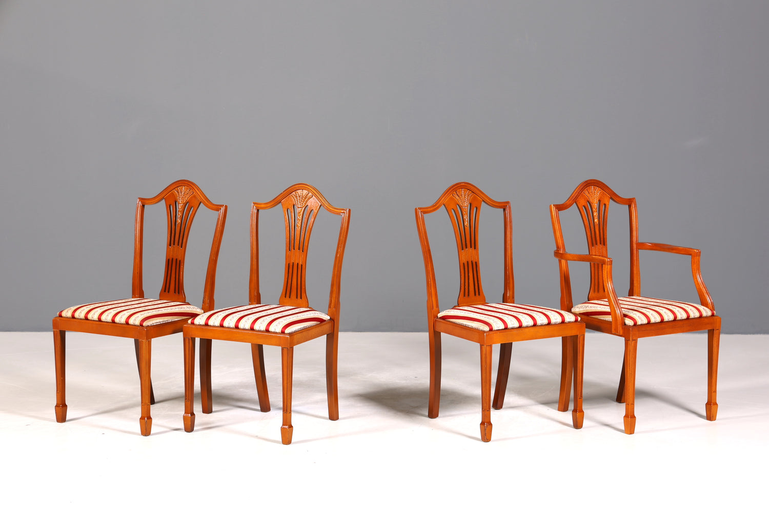 4x Edle Englische Stühle im Hepplewithe Stil Englisch Dining Chairs Küchenstühle Stuhlset