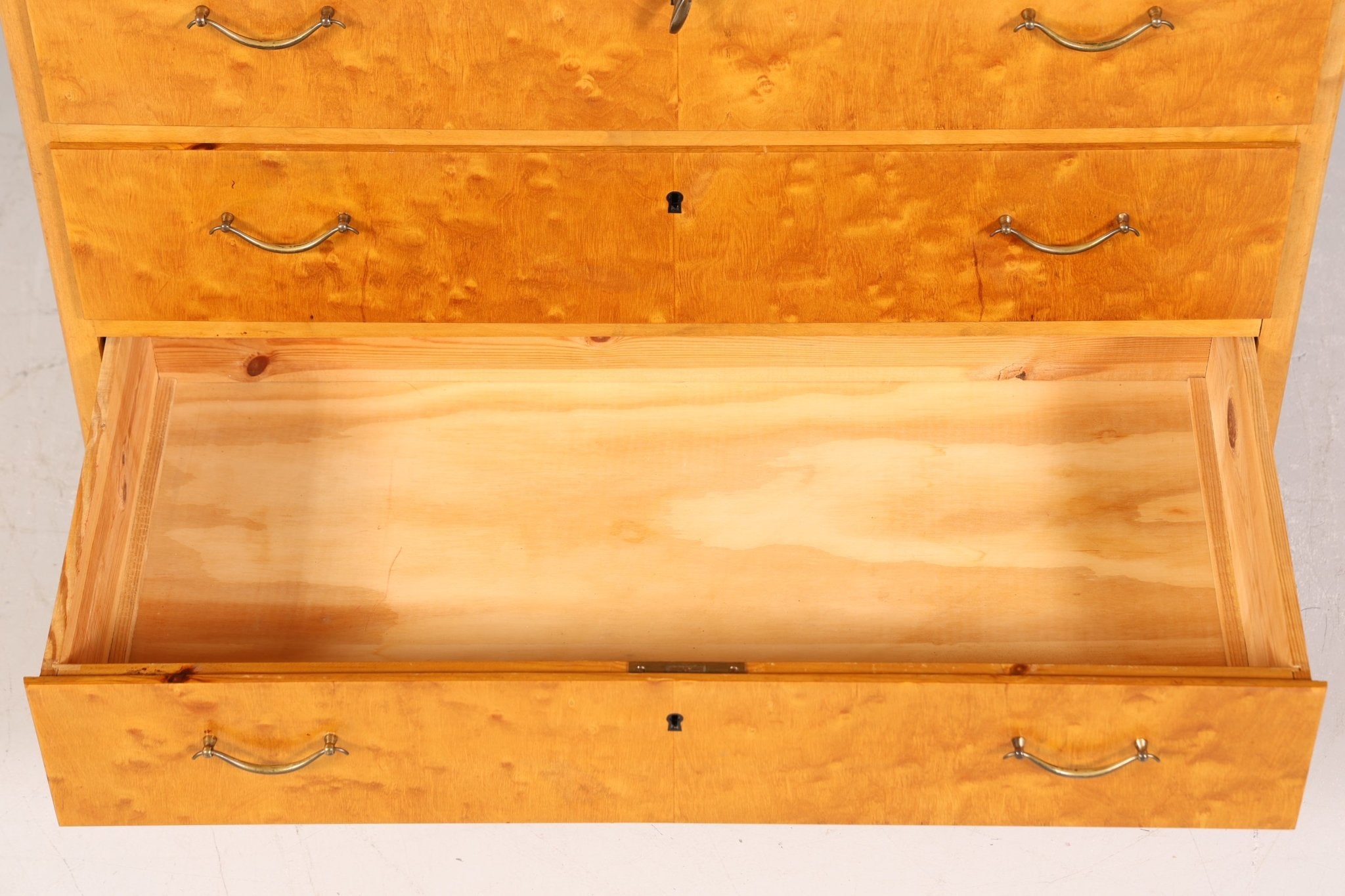 Schlichte Mid Century Kommode Vintage Sideboard Birke Wäschekommode 60er Jahre