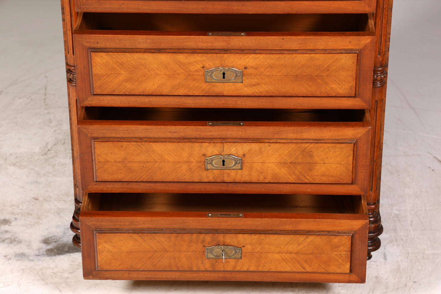 Traumhaftes Gründerzeit Vertiko Louis Philippe Kommode um 1880 Schubladenkommode Chiffoniere