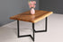 Stilvoller Nussbaum Tisch 140-90cm Esszimmer Tisch Baumkanten Platte massiv Holz Küchentisch