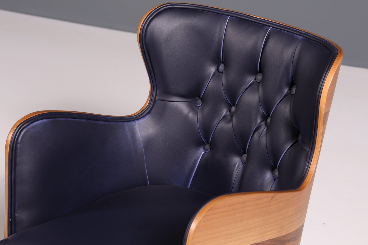 Wunderschöner Stuhl "León Blue" im Chesterfield Stil Armlehnstuhl Esszimmerstuhl Küchenstuhl Bürostuhl