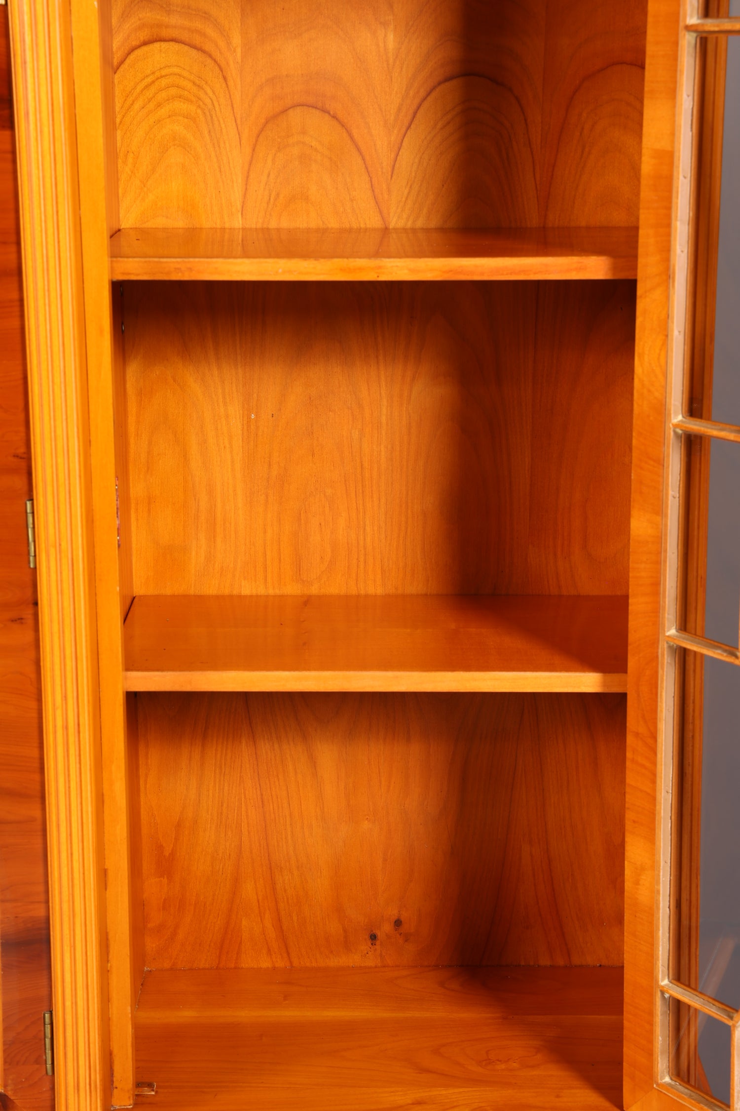 Wunderschöne Englische Vitrine Bücherschrank Buffet Antik Stil Englisch Eibe Glasvitrine Bibliothek