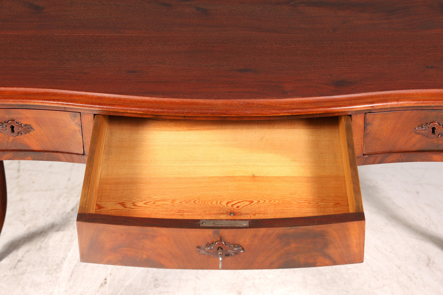 Wunderschöner Louis Philippe Schreibtisch Antik massiv Holz Chippendale Office Desk