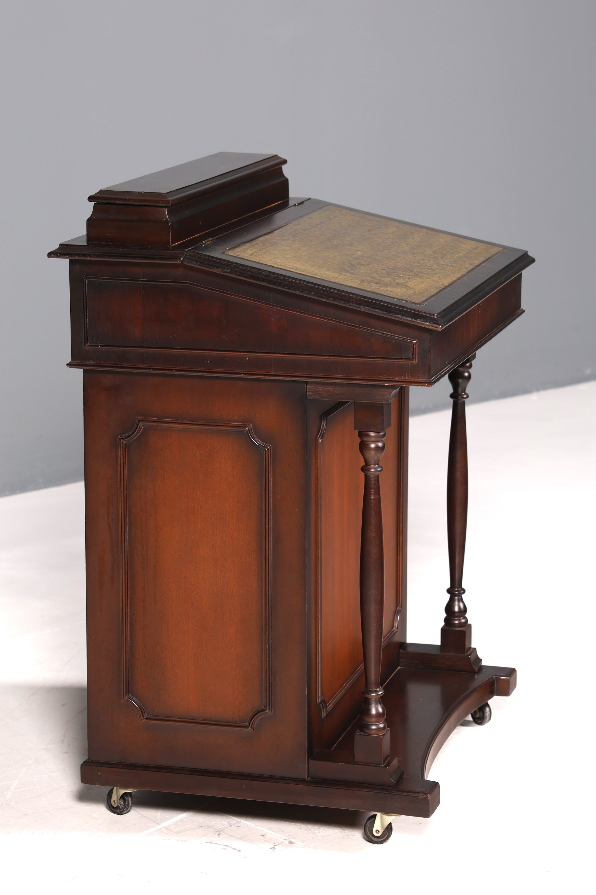 Wunderschöner Englischer Davenport Schreibtisch Desk Sekretär Lederauflage Kommode