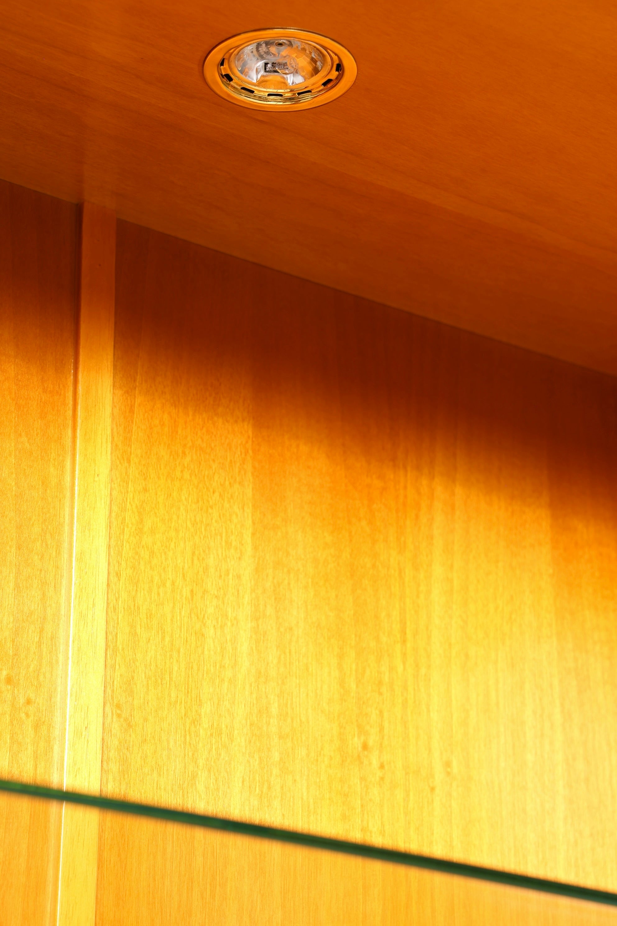 Wunderschöne Englische Vitrine Eibe Bücherschrank Original Mercury Buffet Antik Stil Glasvitrine