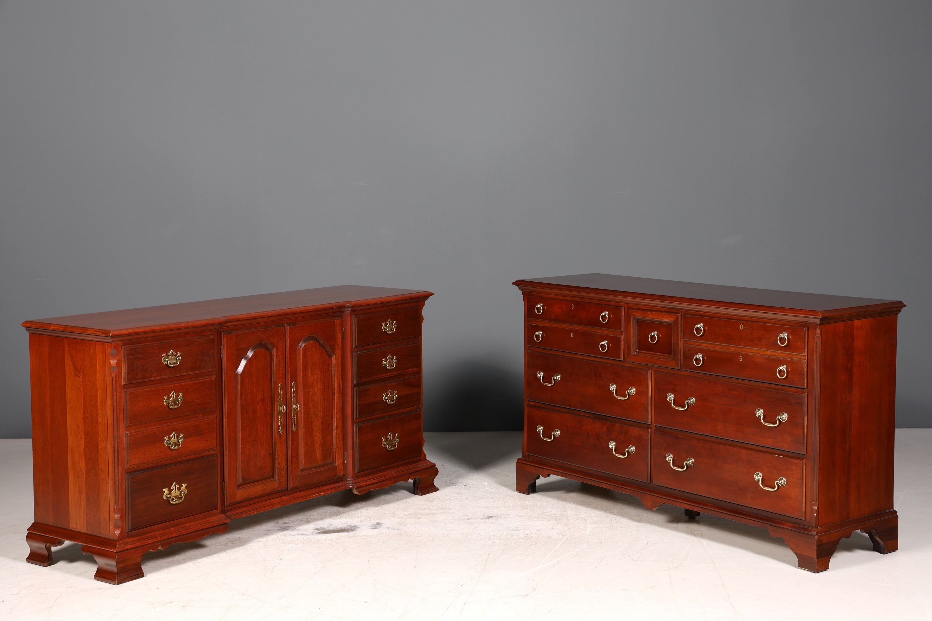 Stilvolles Sideboard der Marke Pennsylvania House USA Antik Stil Kommode Anrichte Schrank