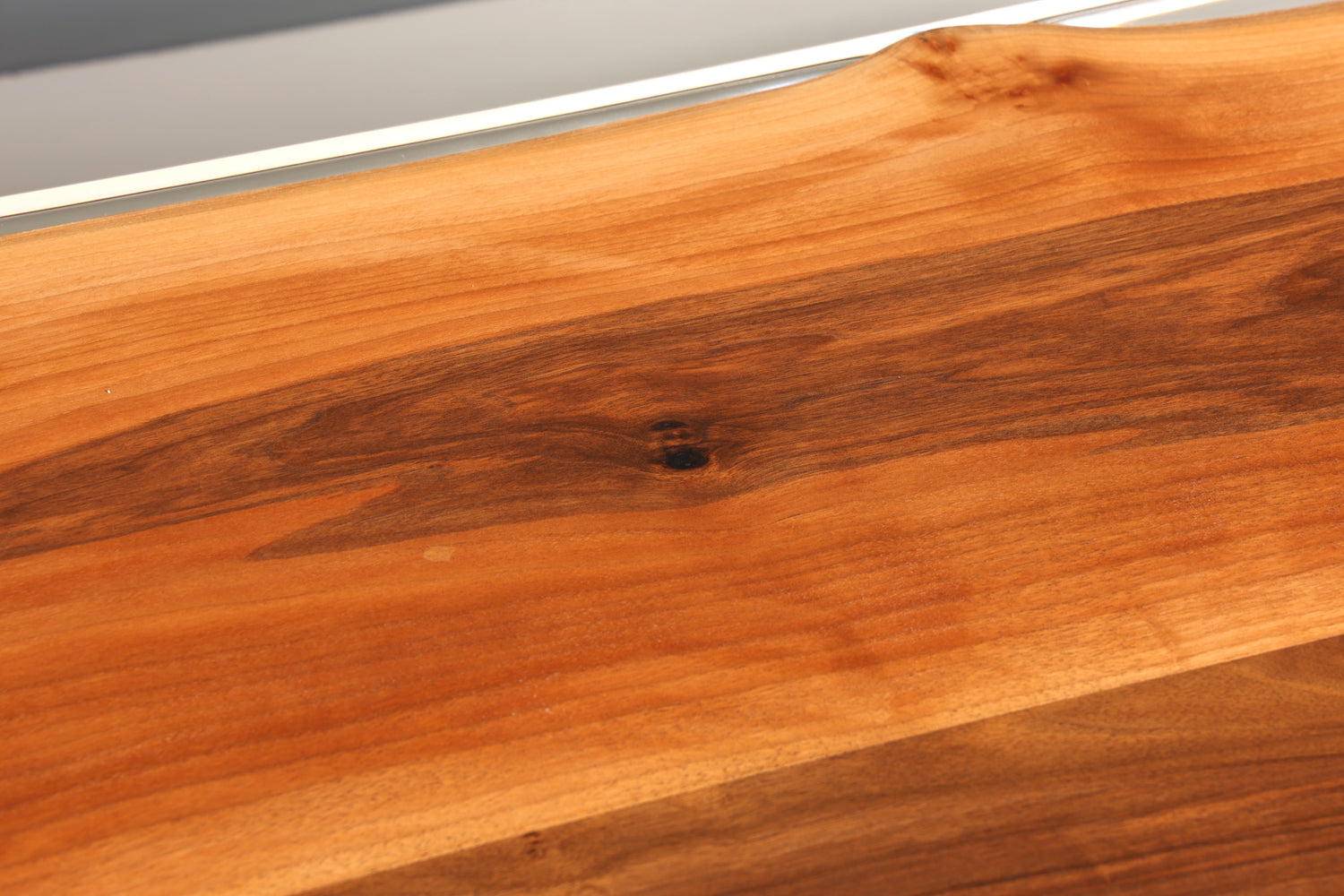 Einzigartiger Epoxidharz Tisch 258-90cm massiv Holz Nussbaum Esszimmer Tisch River Table Küchentisch Esstisch