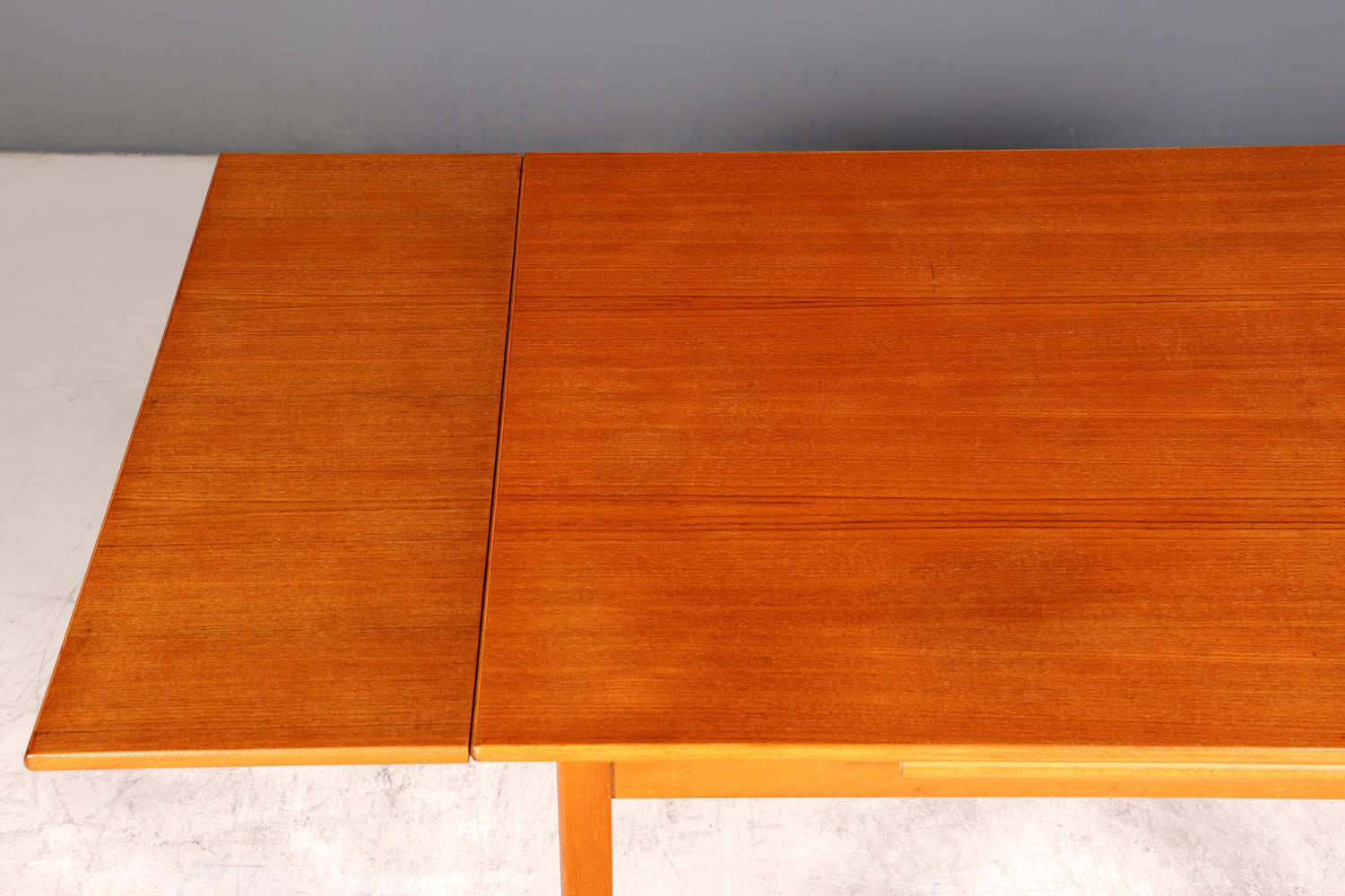 Traumhafter Mid Century Esstisch ausziehbarer Danish Design Teak Holz Küchentisch Esszimmer Tisch