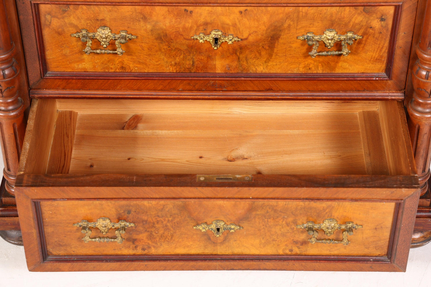 Traumhaftes Gründerzeit Vertiko Jugendstil Schrank Antik Highboard Kommode