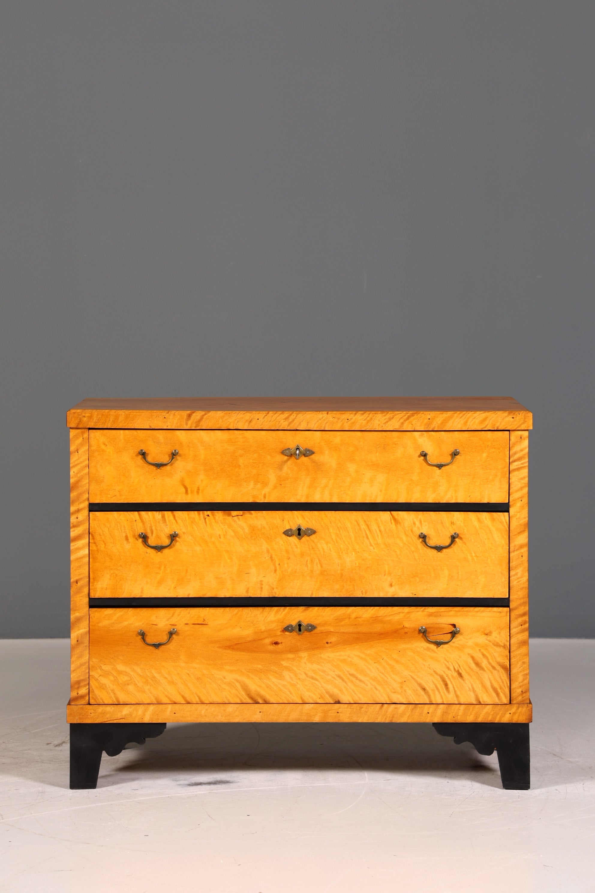 Stilvolle Biedermeier Kommode Antik Schrank Schubladenkommode Wäschekommode