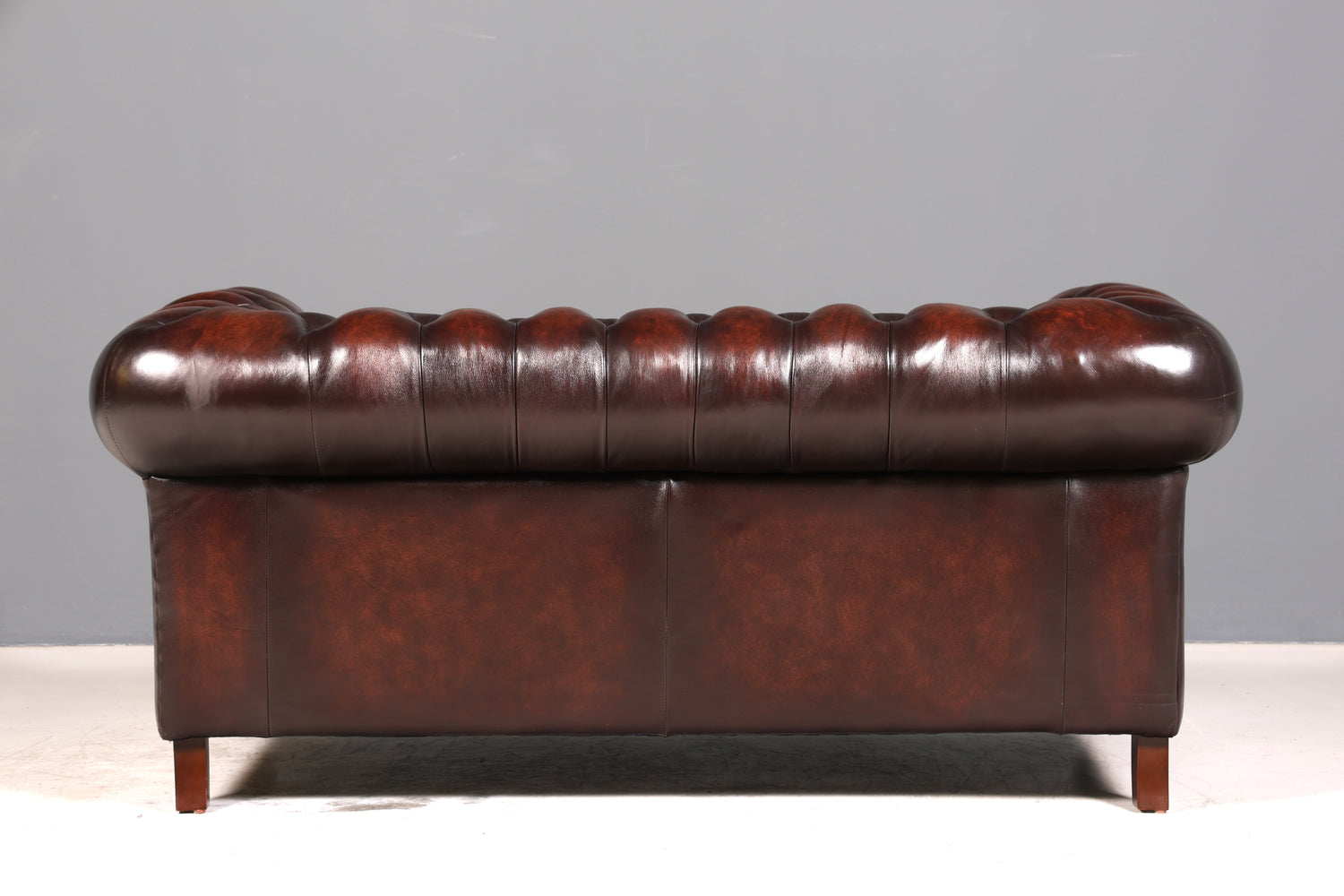 Wunderschönes Original Chesterfield Sofa 2-Sitzer Couch England Polstersofa