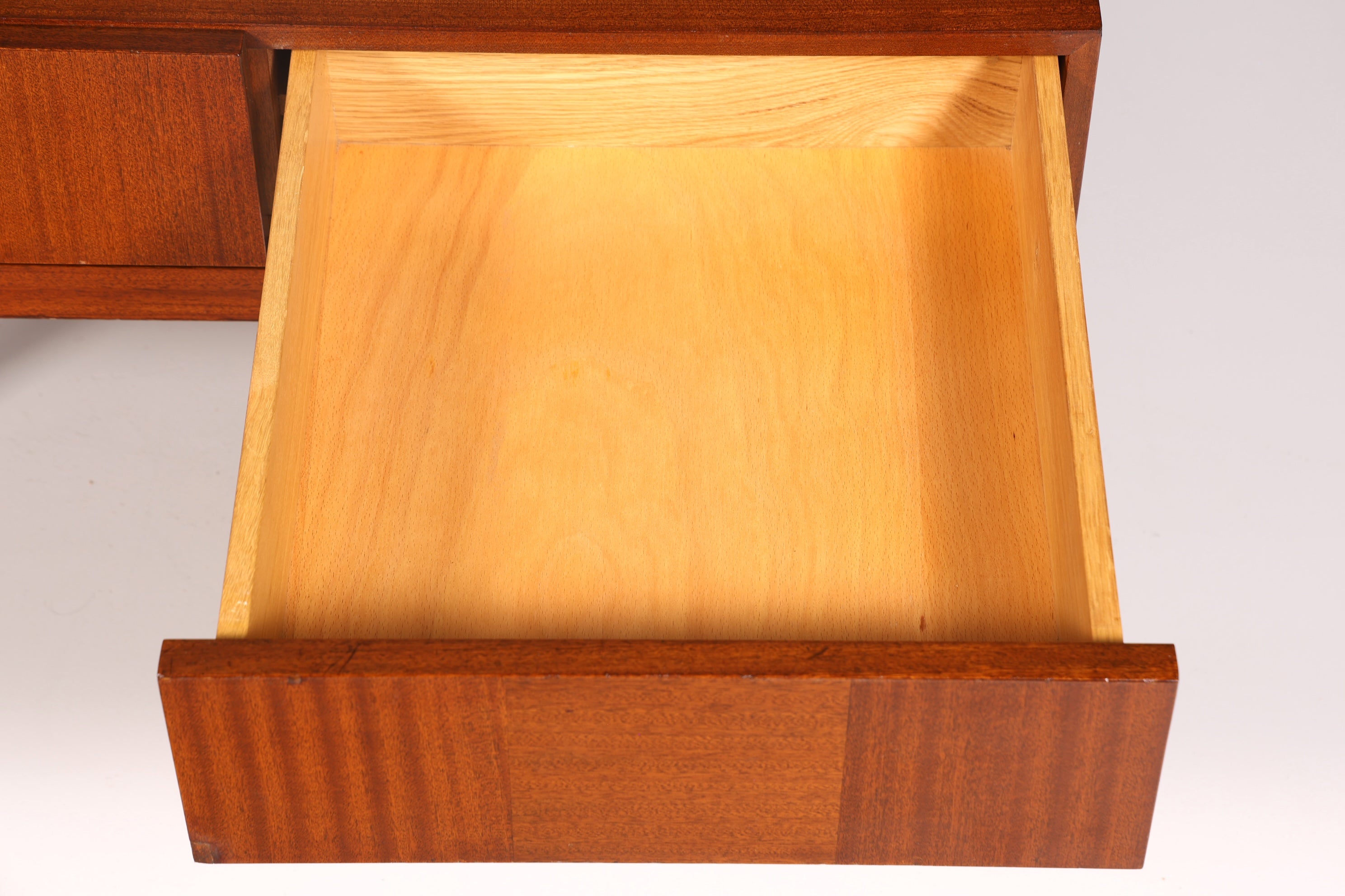 Wunderschöne Mid Century Kommode Vintage TV Sideboard 60s Schrank Flurkommode 2 von 2