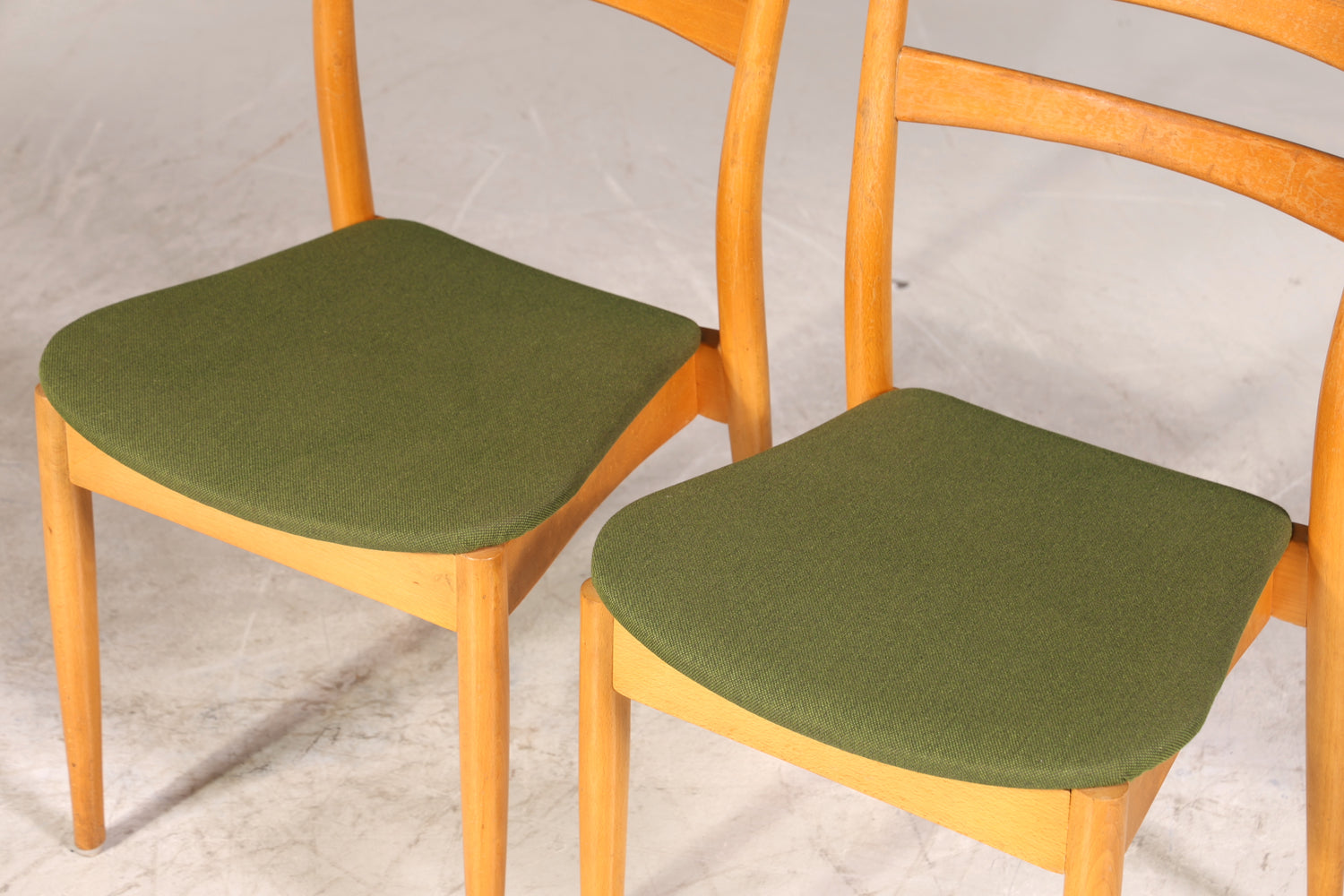 2x Schlichte Mid Century Stühle Retro Stuhlset Danish Design Küchenstühle Esszimmer Stühle