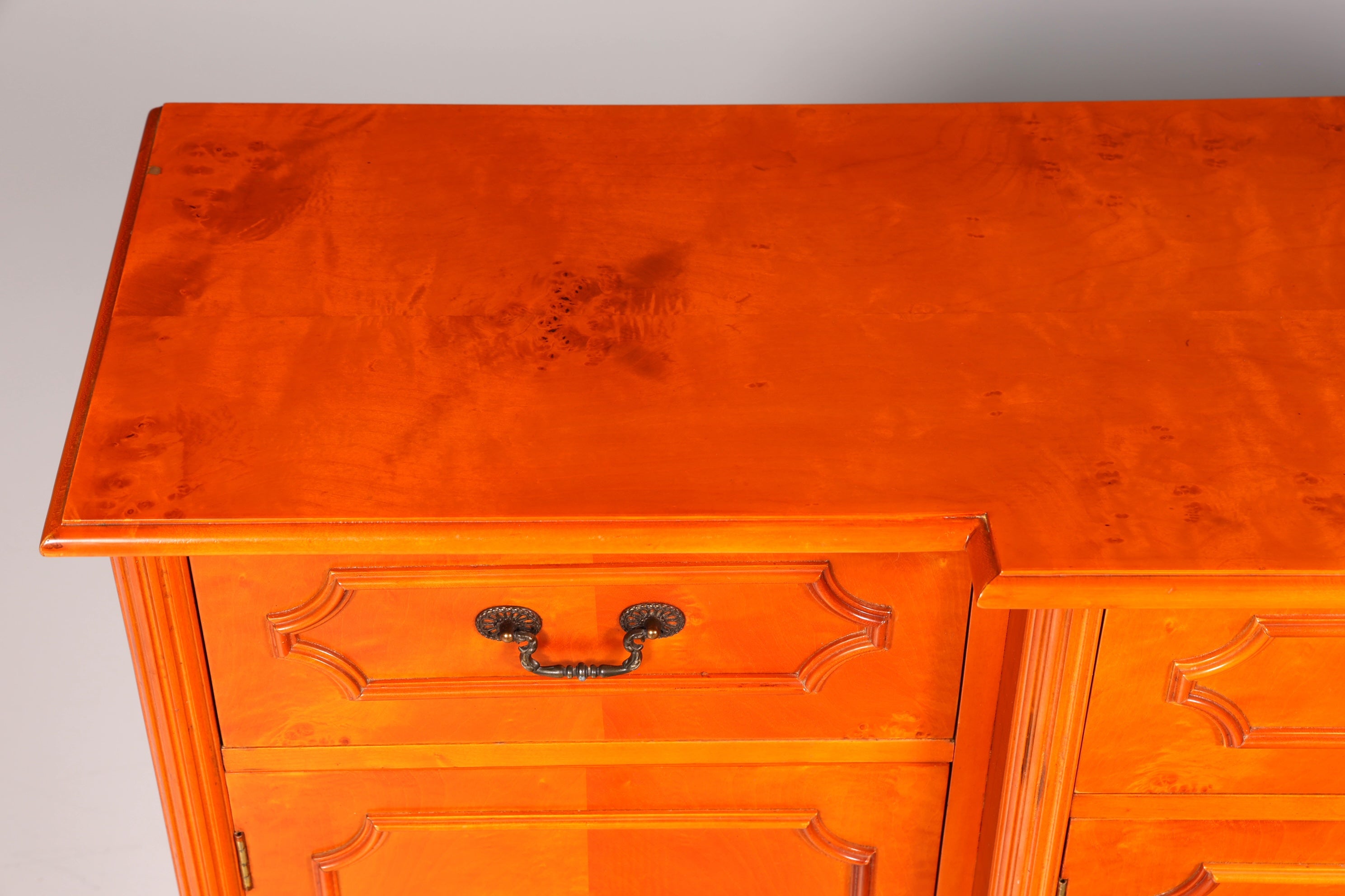 Wunderschönes Englisches Sideboard Eibe Schrank Antik Stil Buffetschrank Kommode