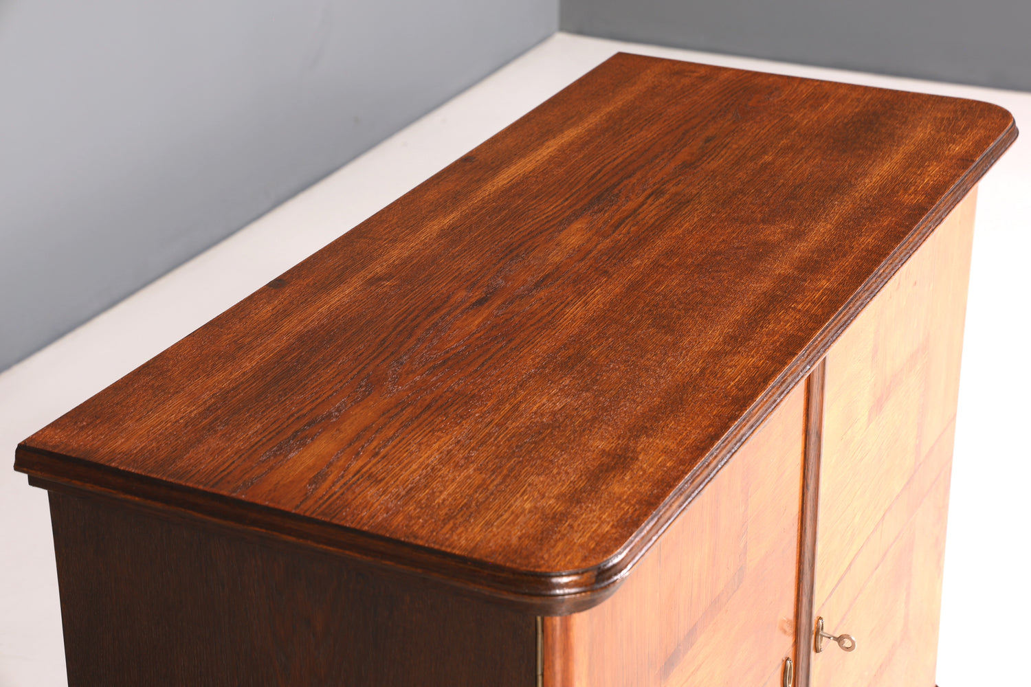 Wunderschöner Art Deco Stil Schrank um 1940 Sideboard Kommode Regal