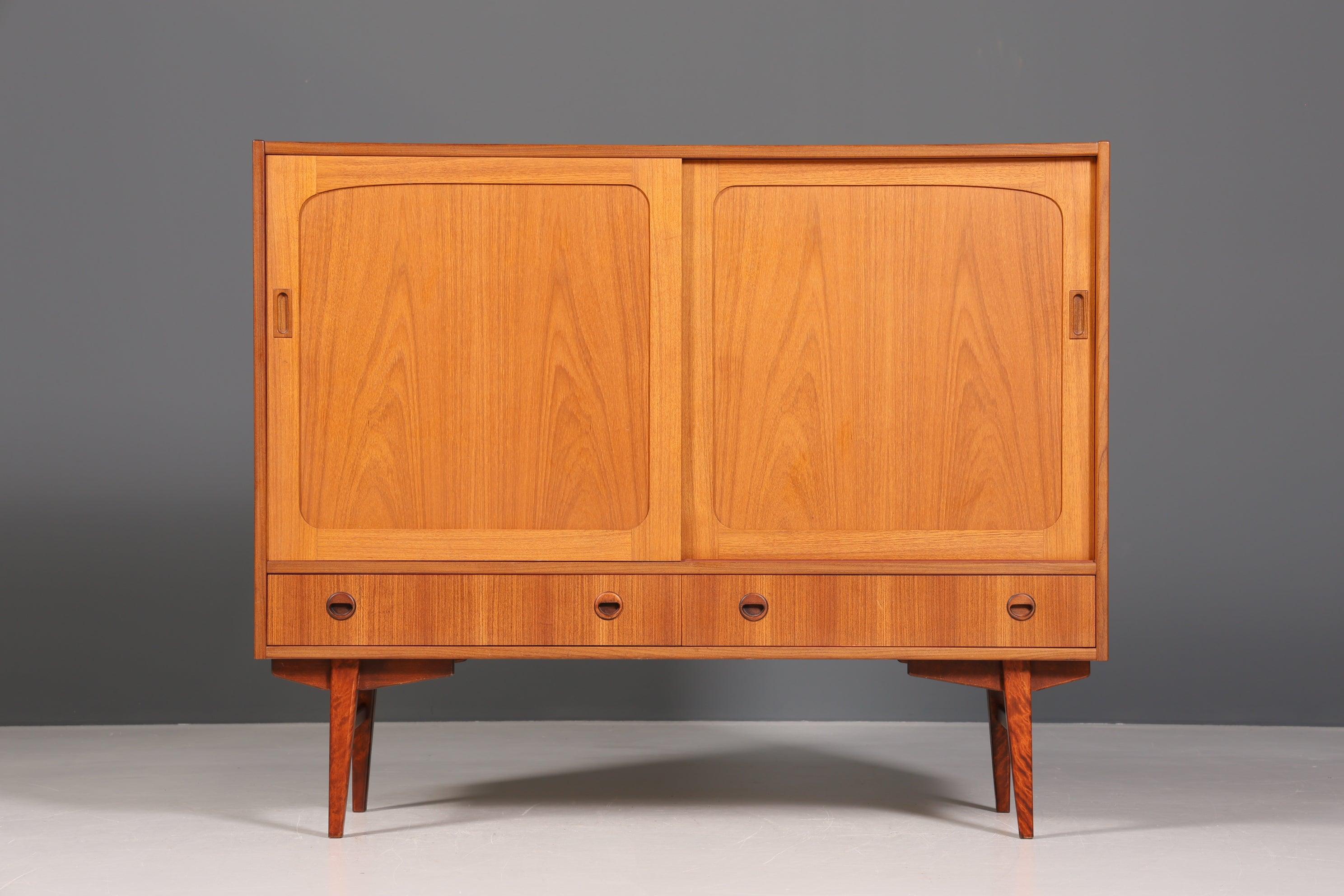 Stilvolles Mid Century Highboard "Made in Denmark" echt Holz Schrank Retro Sideboard Regal