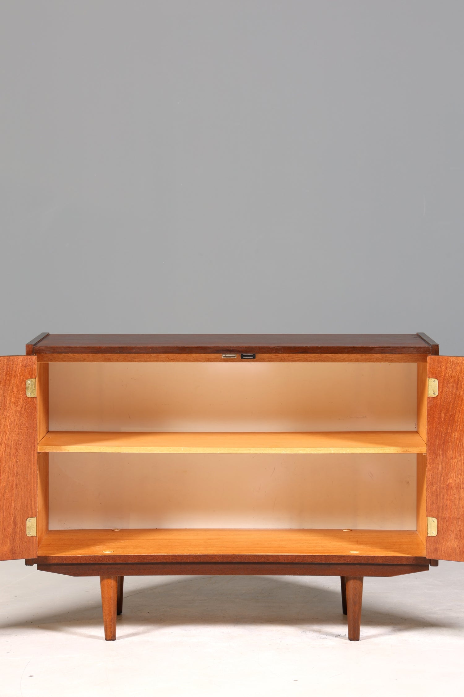 Wunderschöner Mid Century Schrank Vintage Retro Flur Kommode 60s Regal Sideboard
