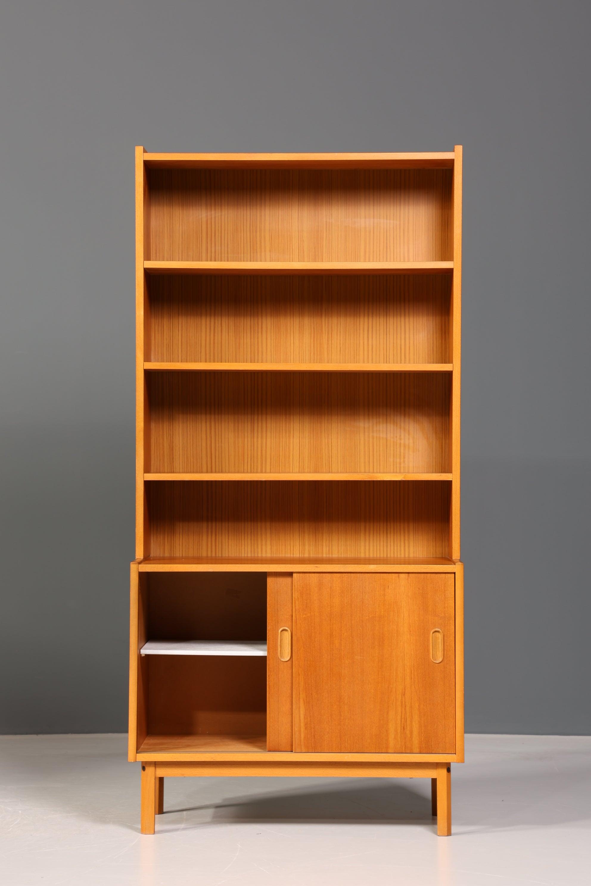 Schlichtes Mid Century Bücherregal Danish Design Schrank Retro Kommode "Made in Denmark" Schiebetür Regal Vintage 2 von 2