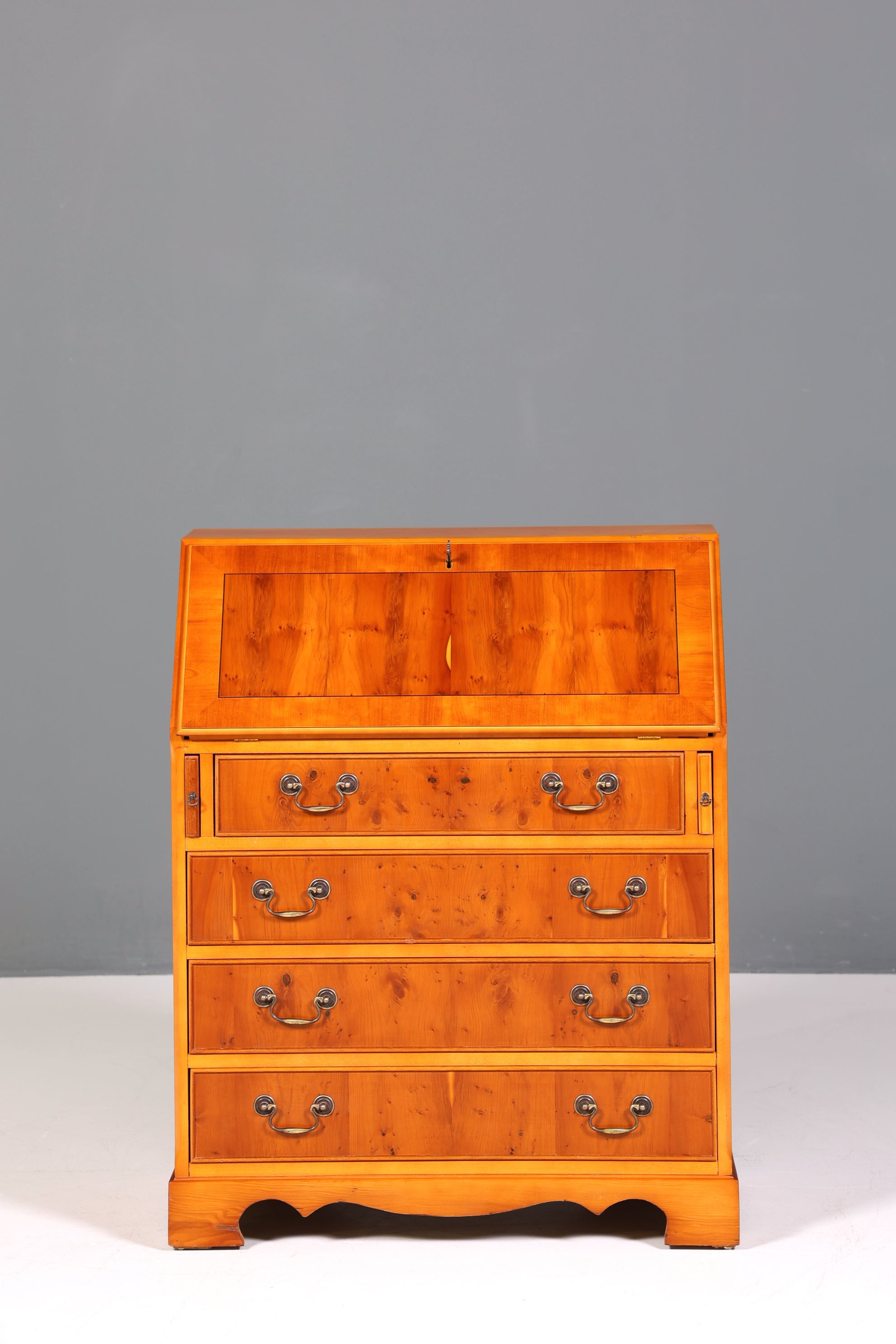 F221 Finish cm Wunderschöner Englischer Sekretär Eibe Schreibkommode Antik Stil Kommode UK Schreibtisch